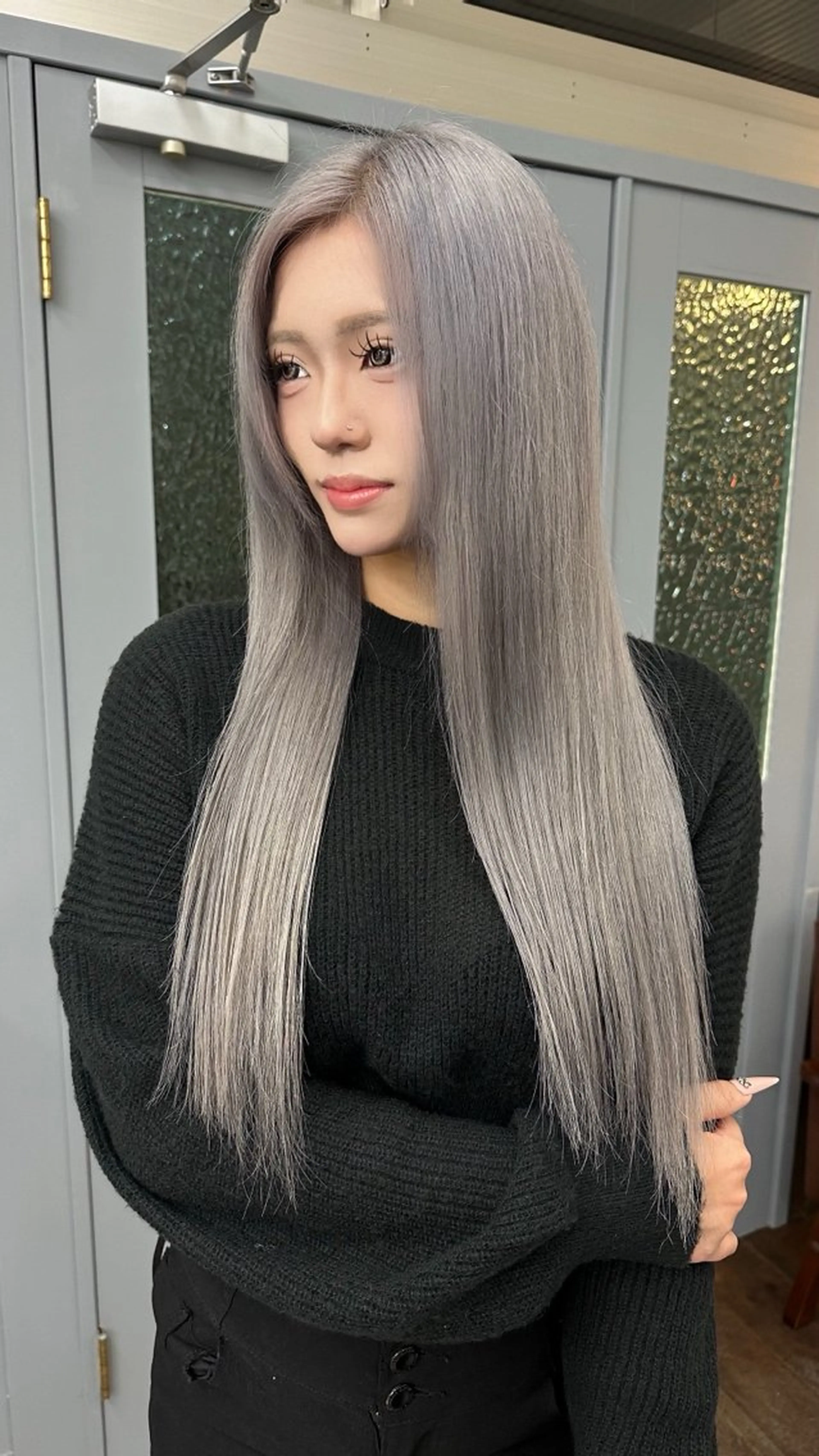 カラー ブリーチ ハイトーンカラー ヘアカラー 田中 莉香のヘアスタイル