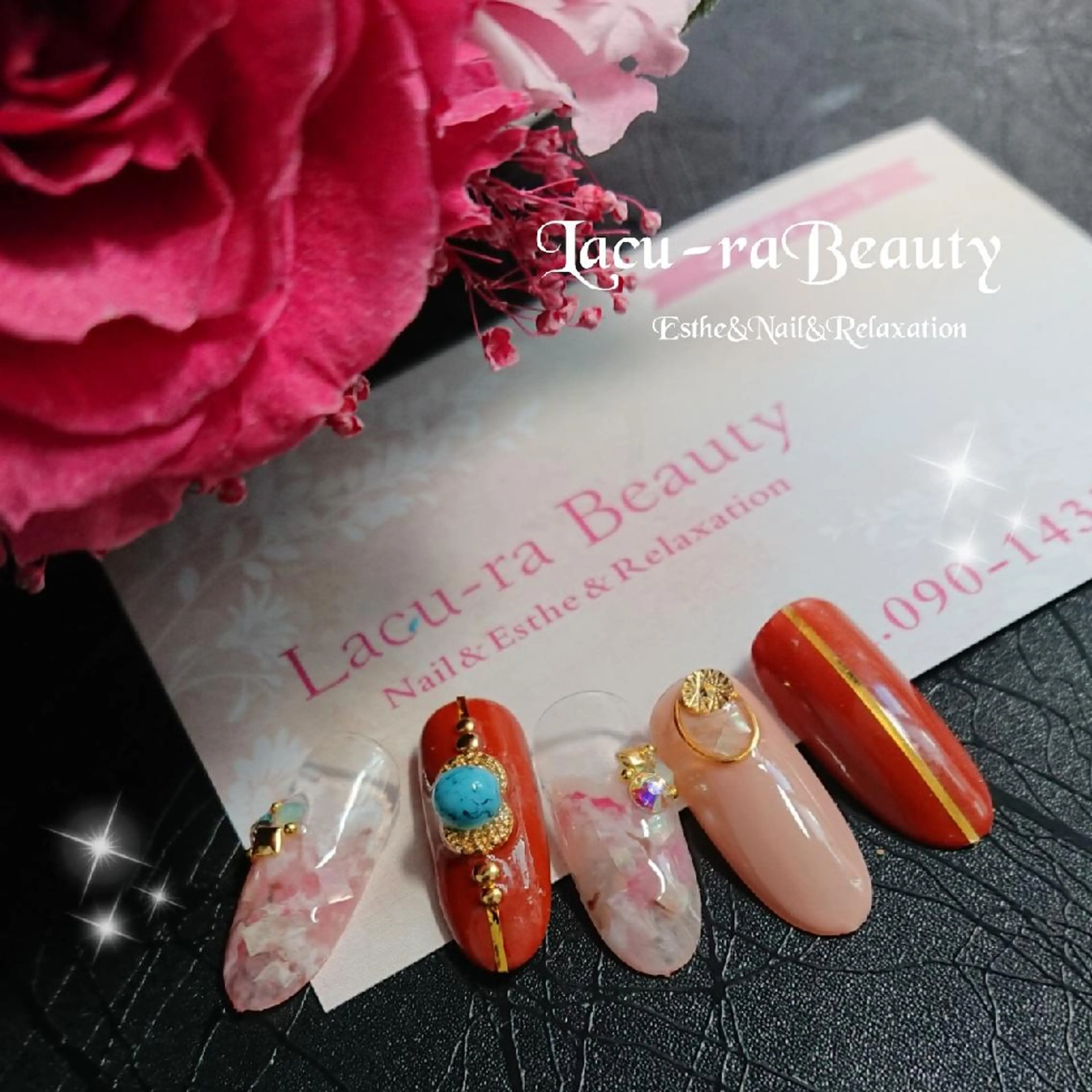 ネイル 小顔と腸の専門店 ラクーラビューティのエステ・リラクイメージ