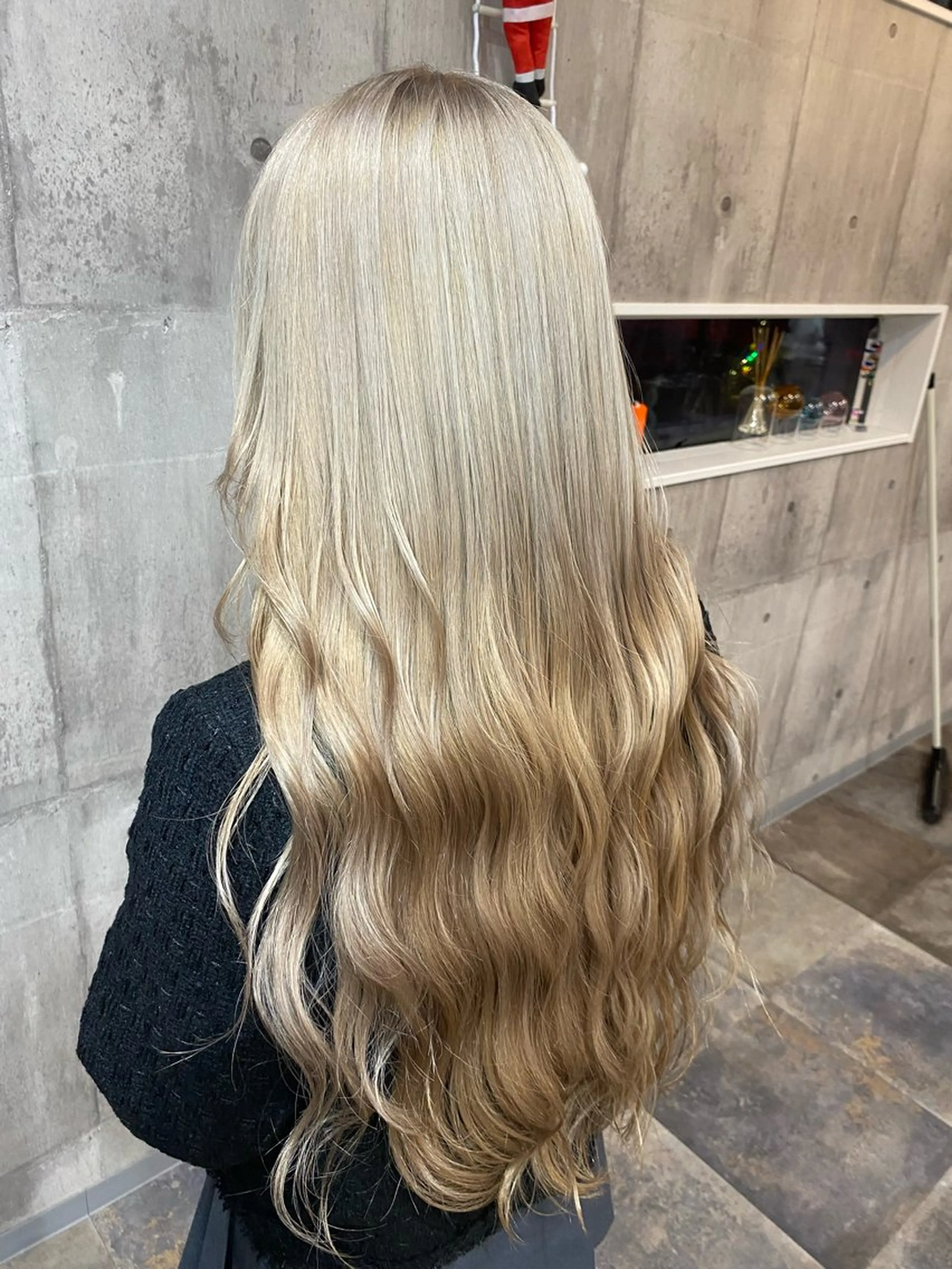 ロング ヘアカラー わたぬき りるのヘアスタイル