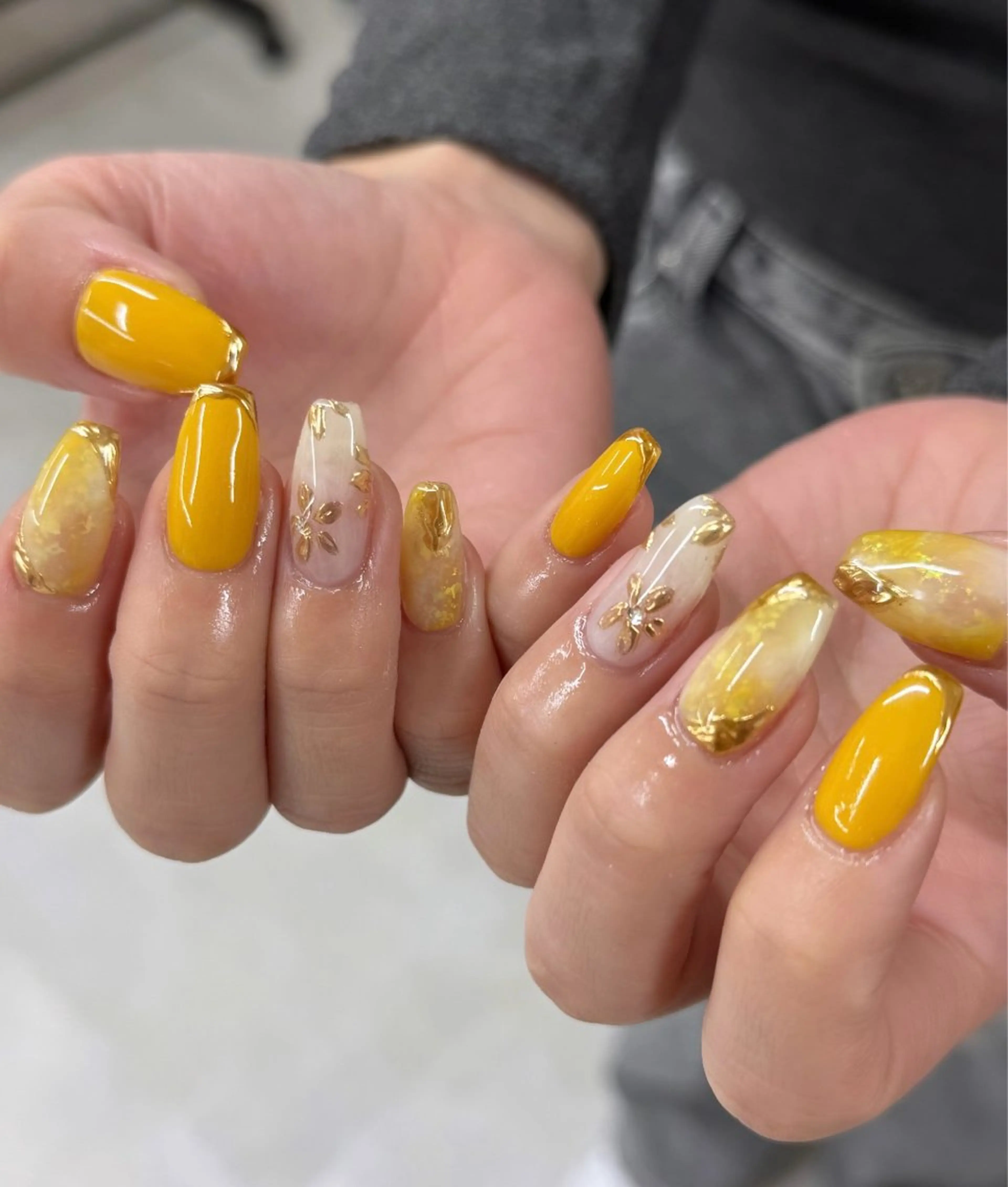 ネイル アートネイル ニュアンスネイル Ihoji Hotaruのネイルデザイン