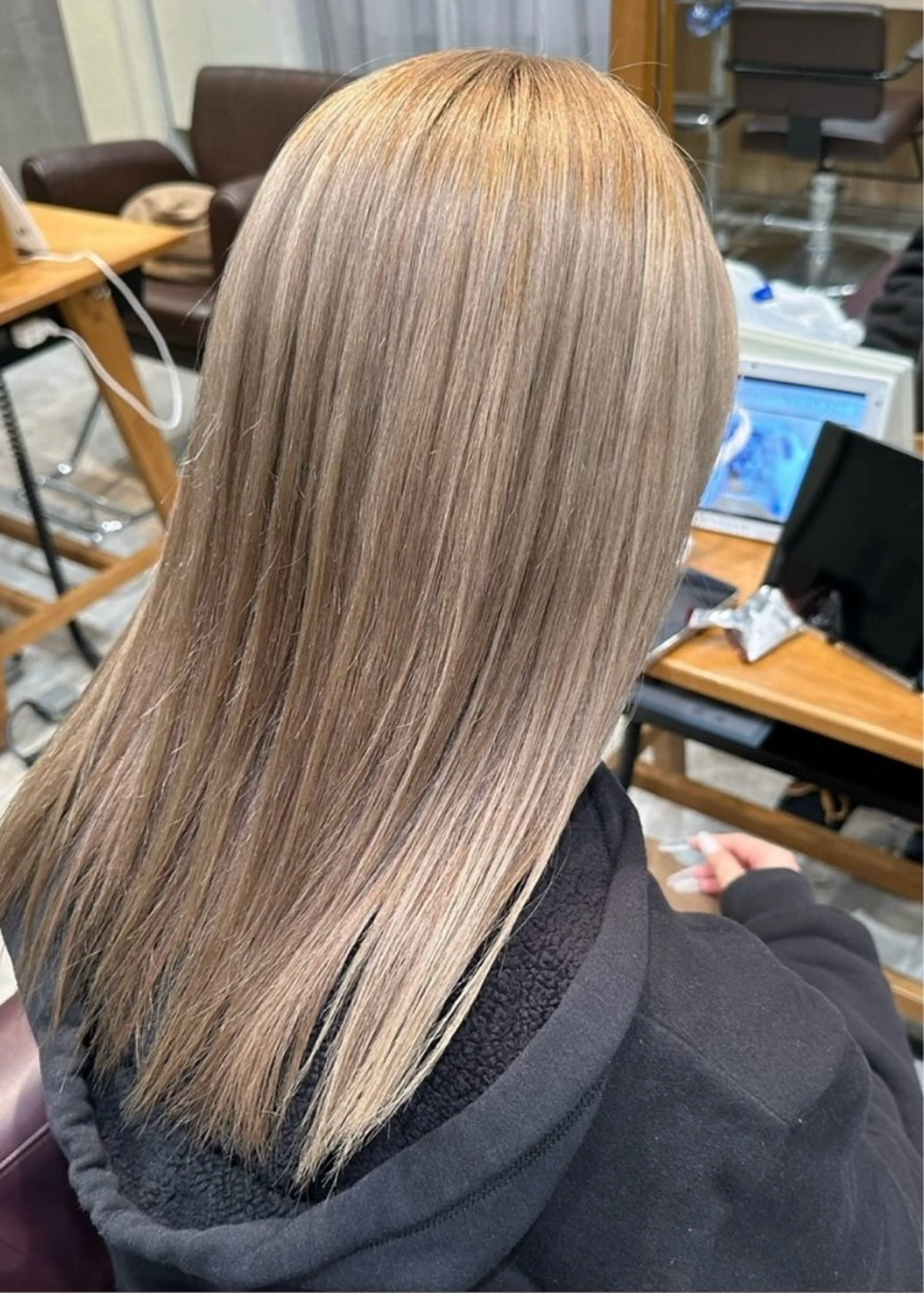 ブリーチ込みダブルカラー+集中ケアトリートメント🎀の写真