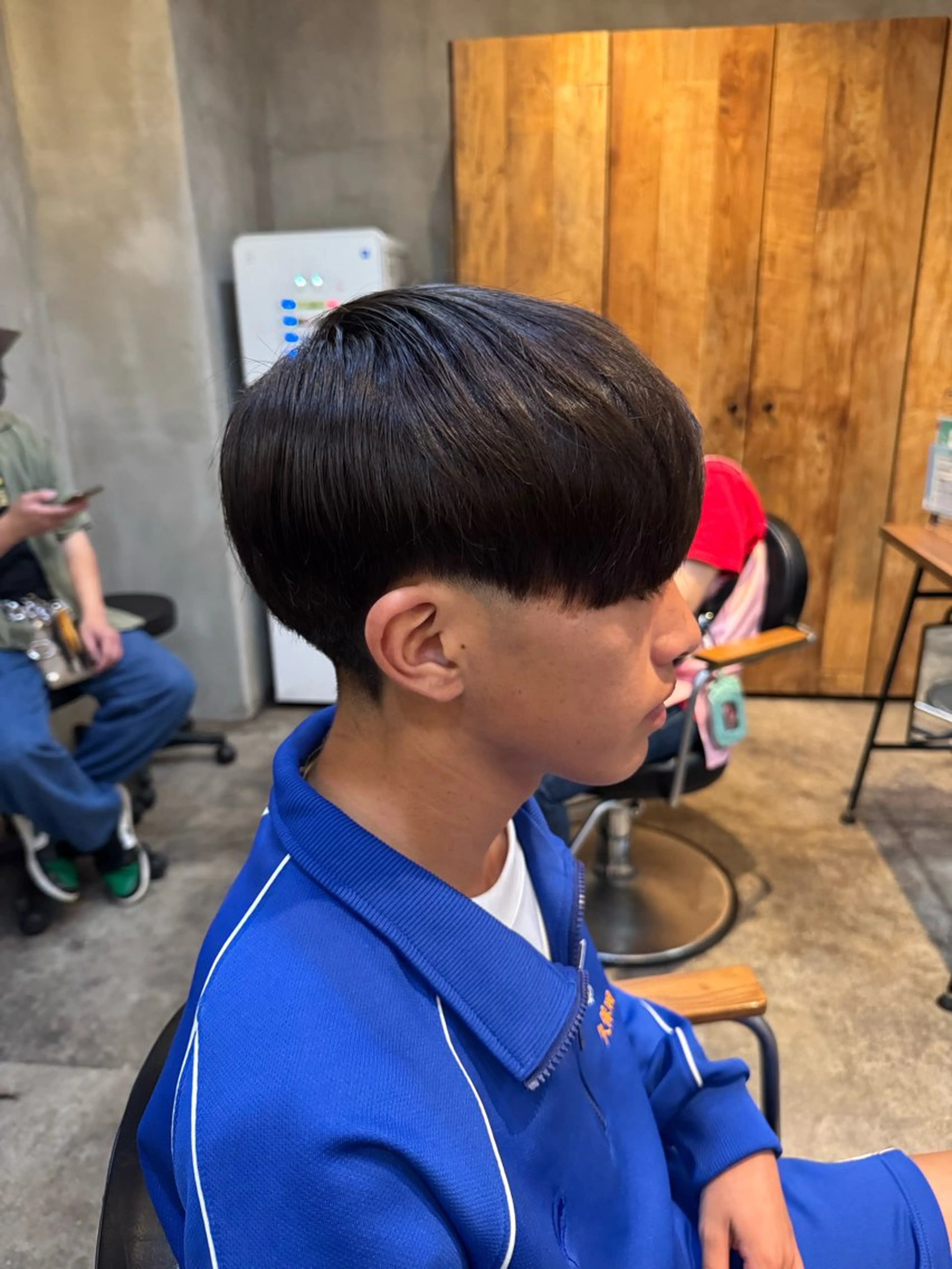 メンズ センターパート マッシュ 原田 夢来のヘアスタイル