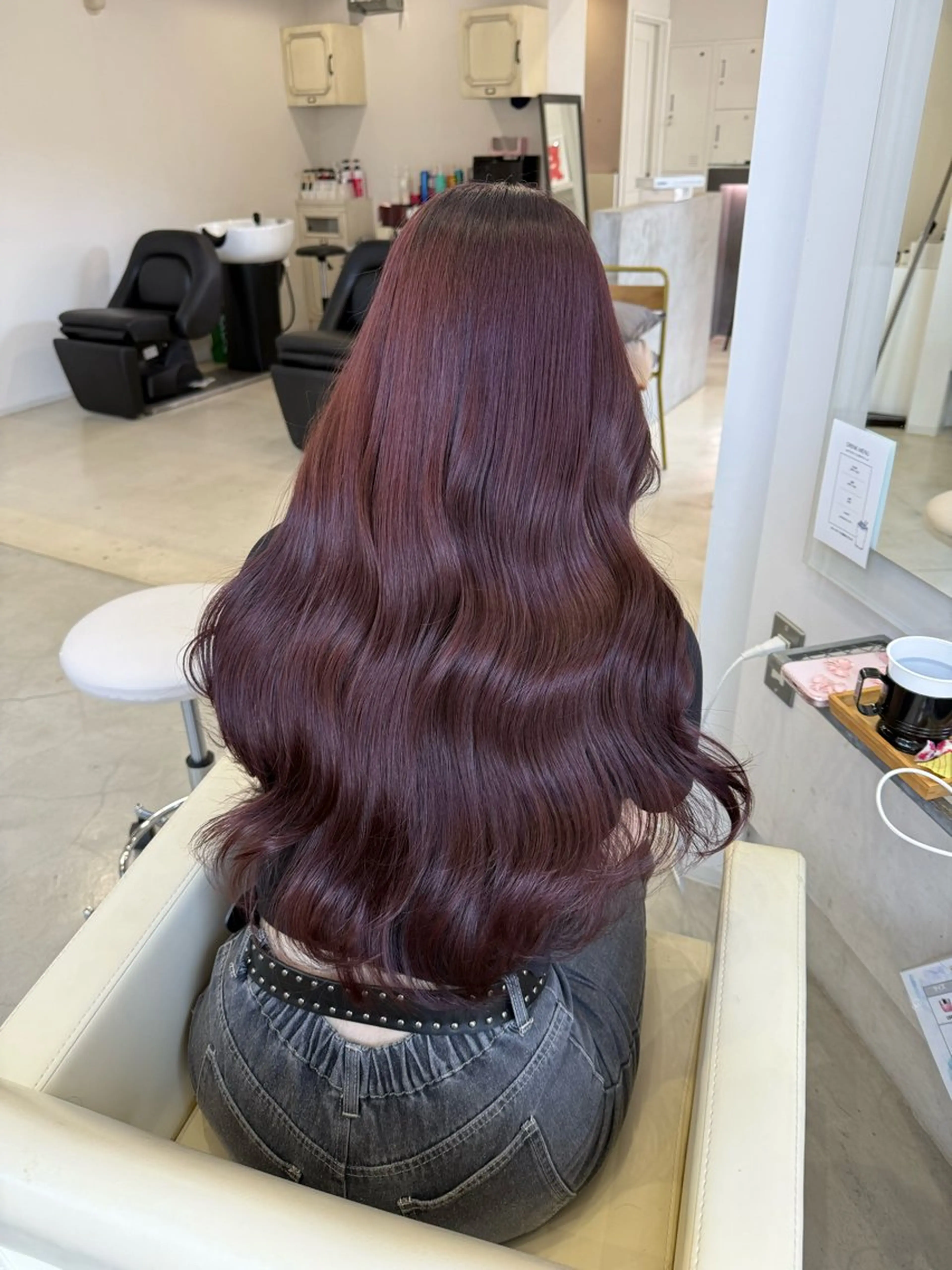 セミロング カラー ベージュカラー ブリーチ ダブルカラー グレージュ イルミナカラー カット ヘアカラー トリートメント SOLUA 岐阜のヘアスタイル
