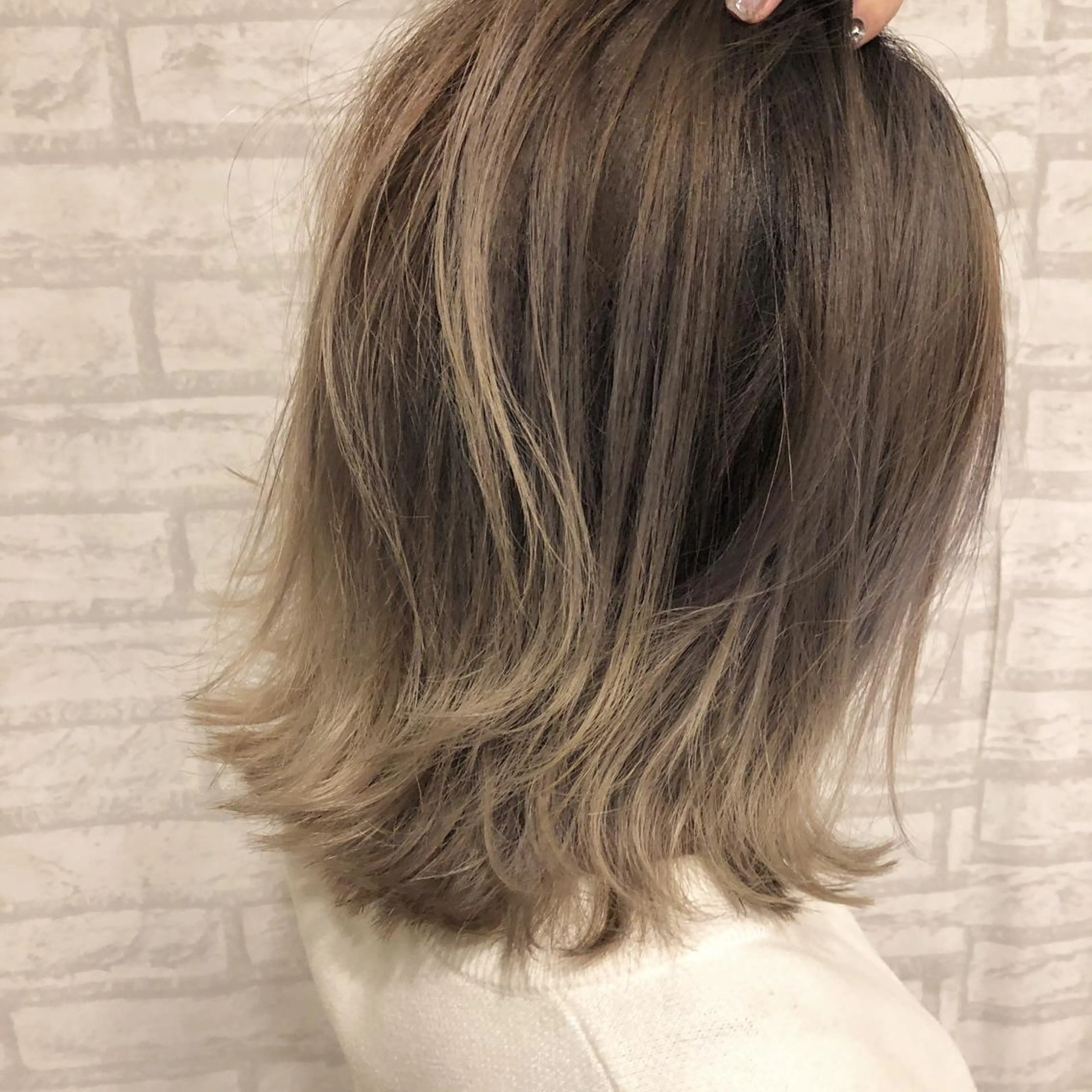 ショート カラー ベージュカラー ブリーチ 透明感カラー グレージュ ミルクティーグレージュ カット ヘアカラー トリートメント JILBLAN京都 ショート/ハイライトのヘアスタイル