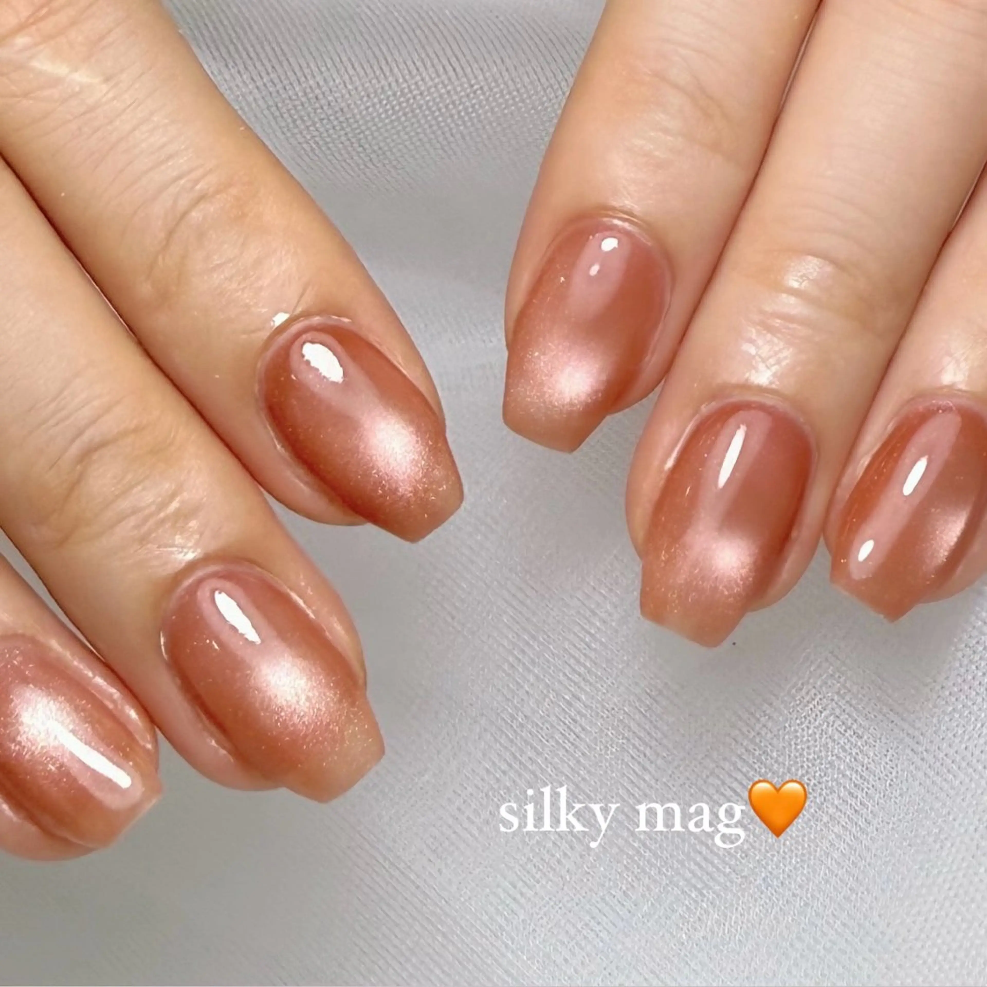 ネイル SAORI🎀 マグネット特化サロンのネイルデザイン