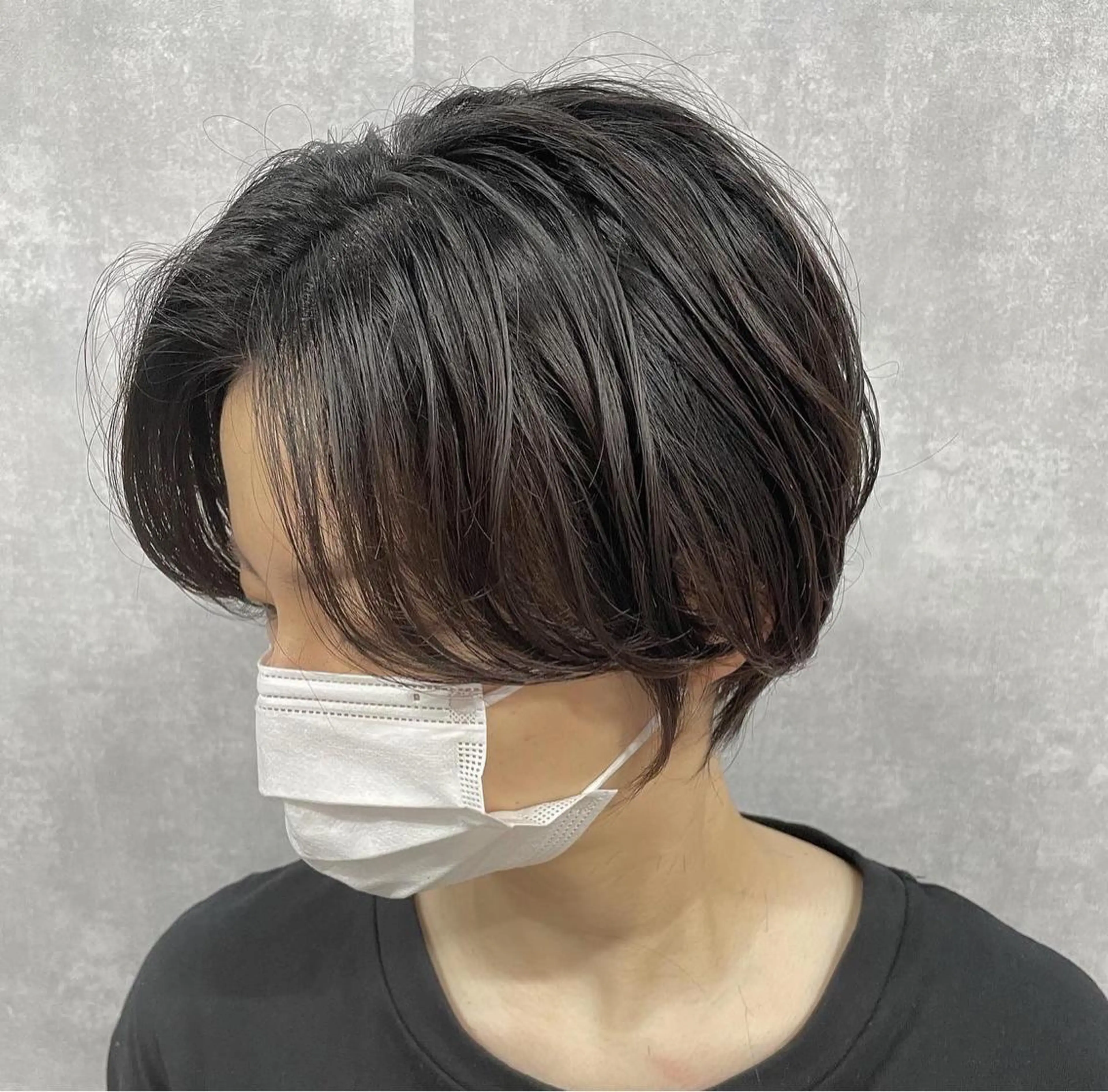 ショート 切りっぱなしボブ ショートボブ 丸みショート ミストバング ボブ カット トリートメント モテ髪/ボブ/ショー ト/アダチフウトのヘアスタイル