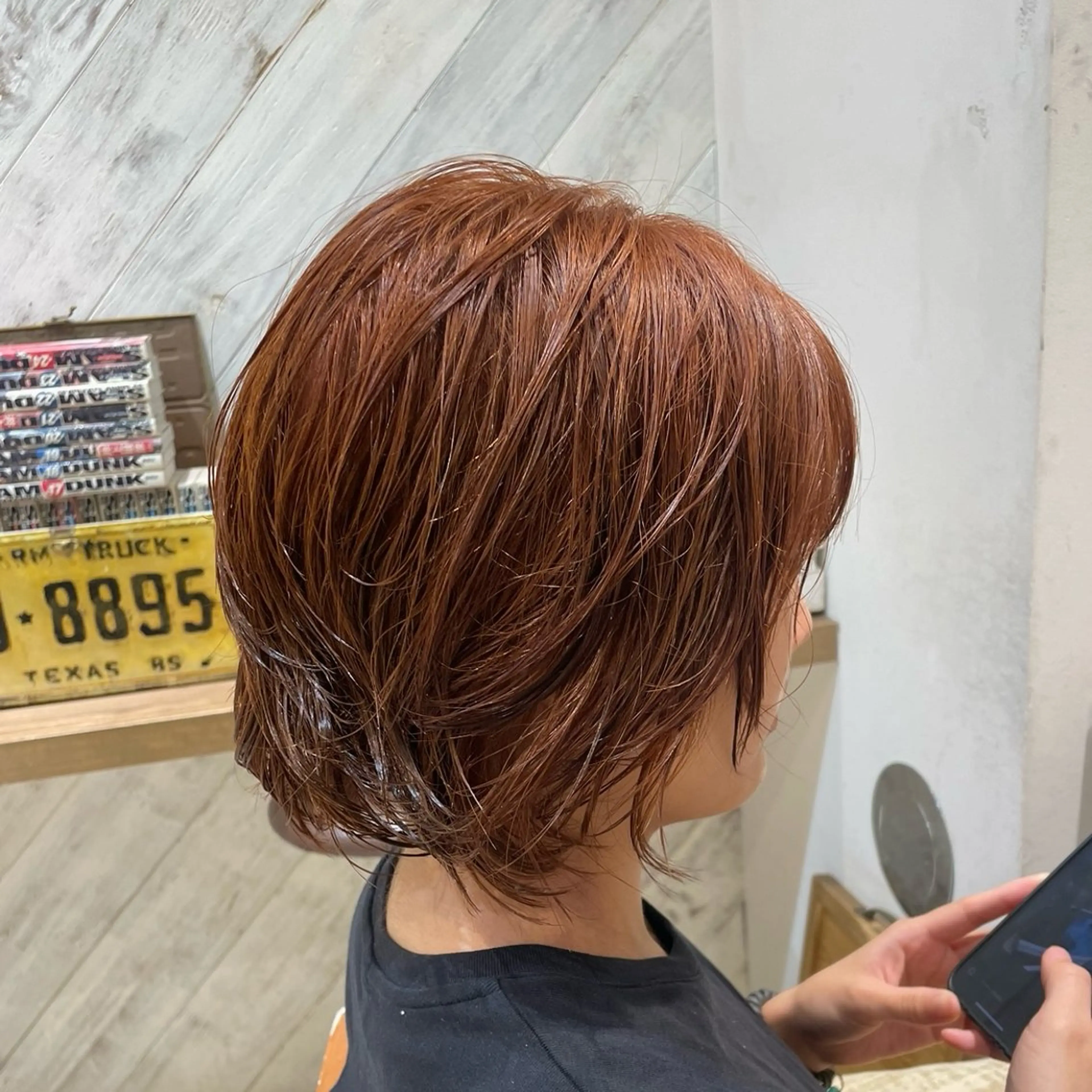 ミディアム パーマ ミディアムパーマ ニュアンスパーマ カット パーマ 横浜パーマ🌐メンズ 暖色カラーもえかのヘアスタイル