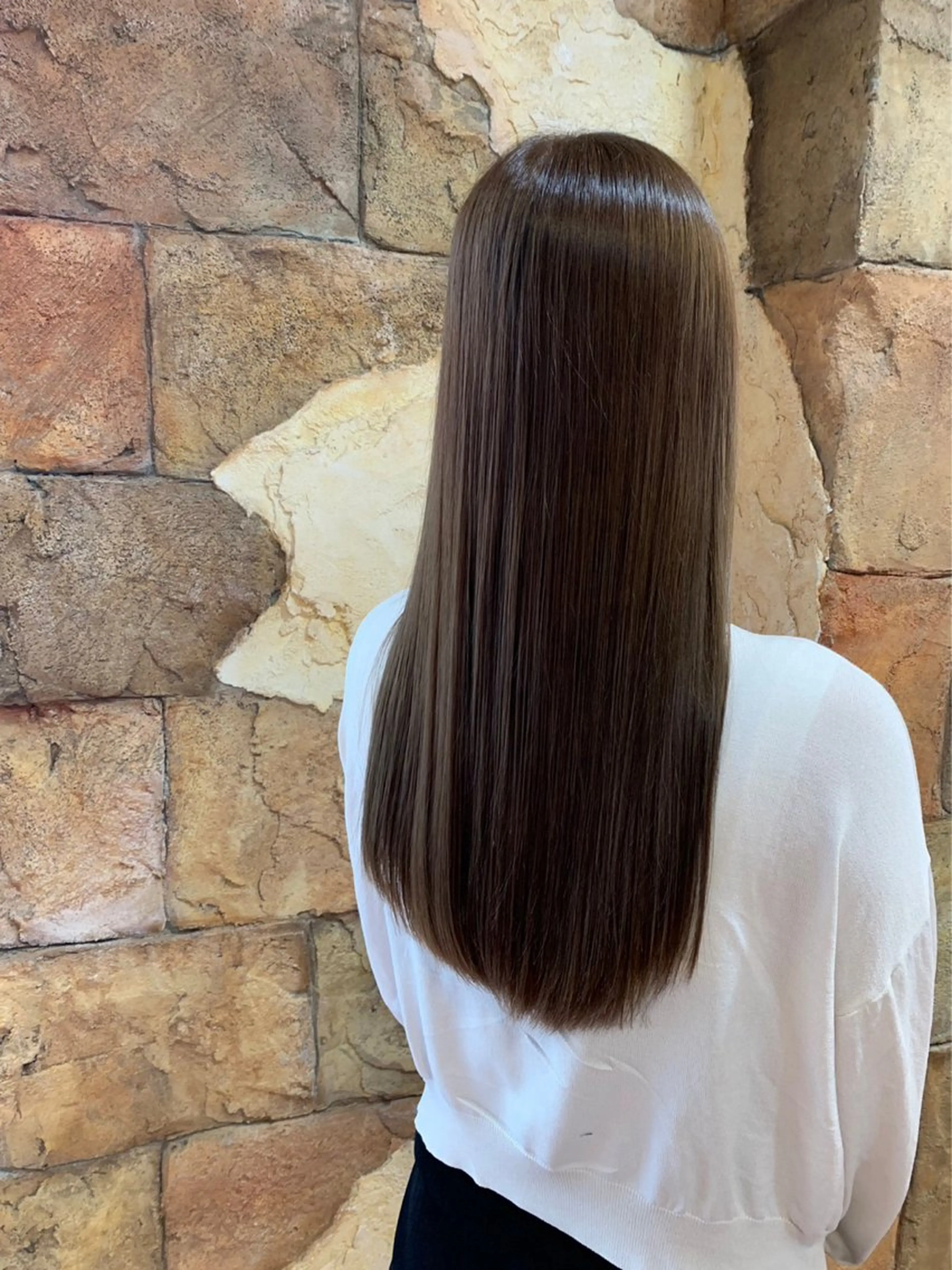 カラー CREDGARDEN 入江 遥香のヘアスタイル