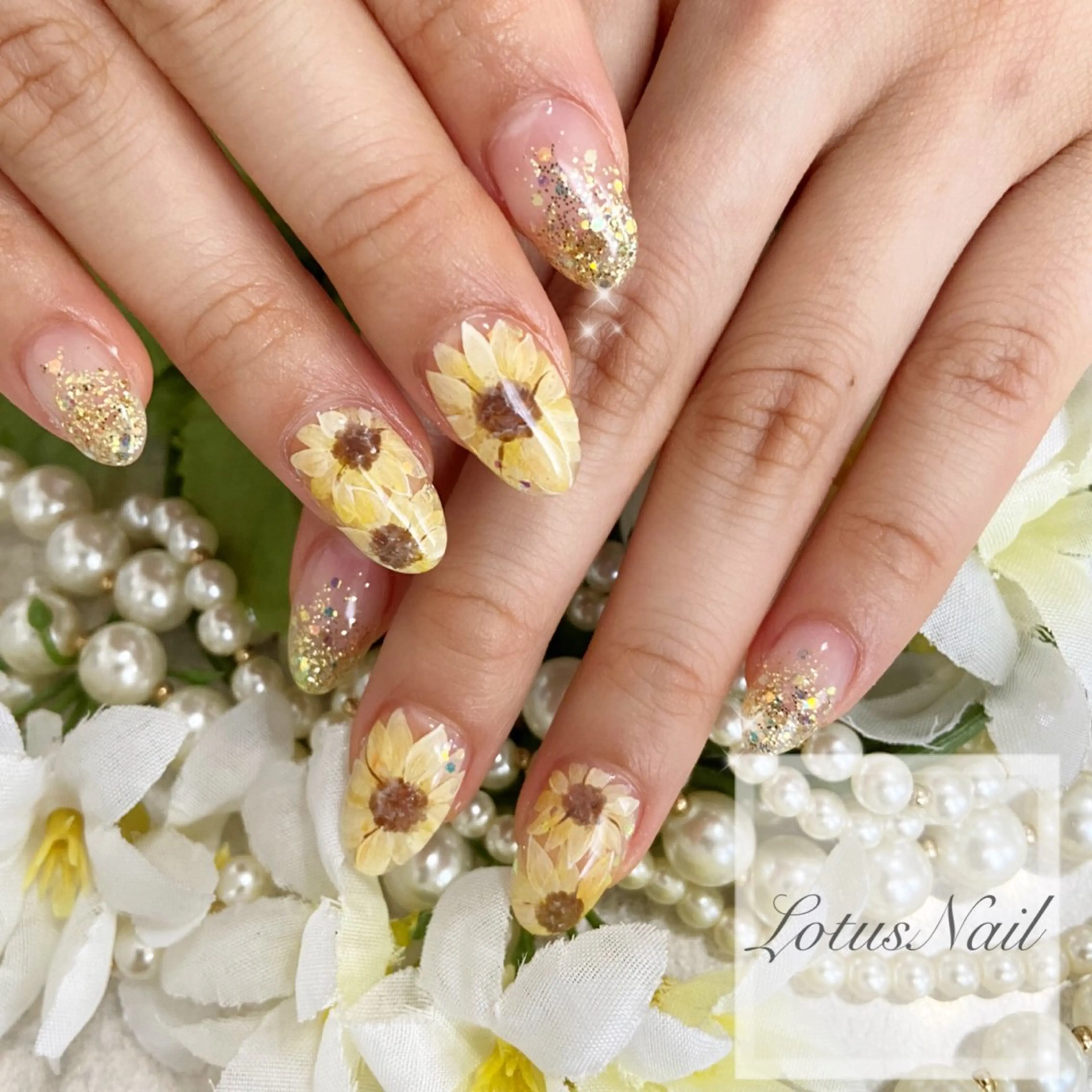 ネイル 夏ネイル Lotus Nailのネイルデザイン