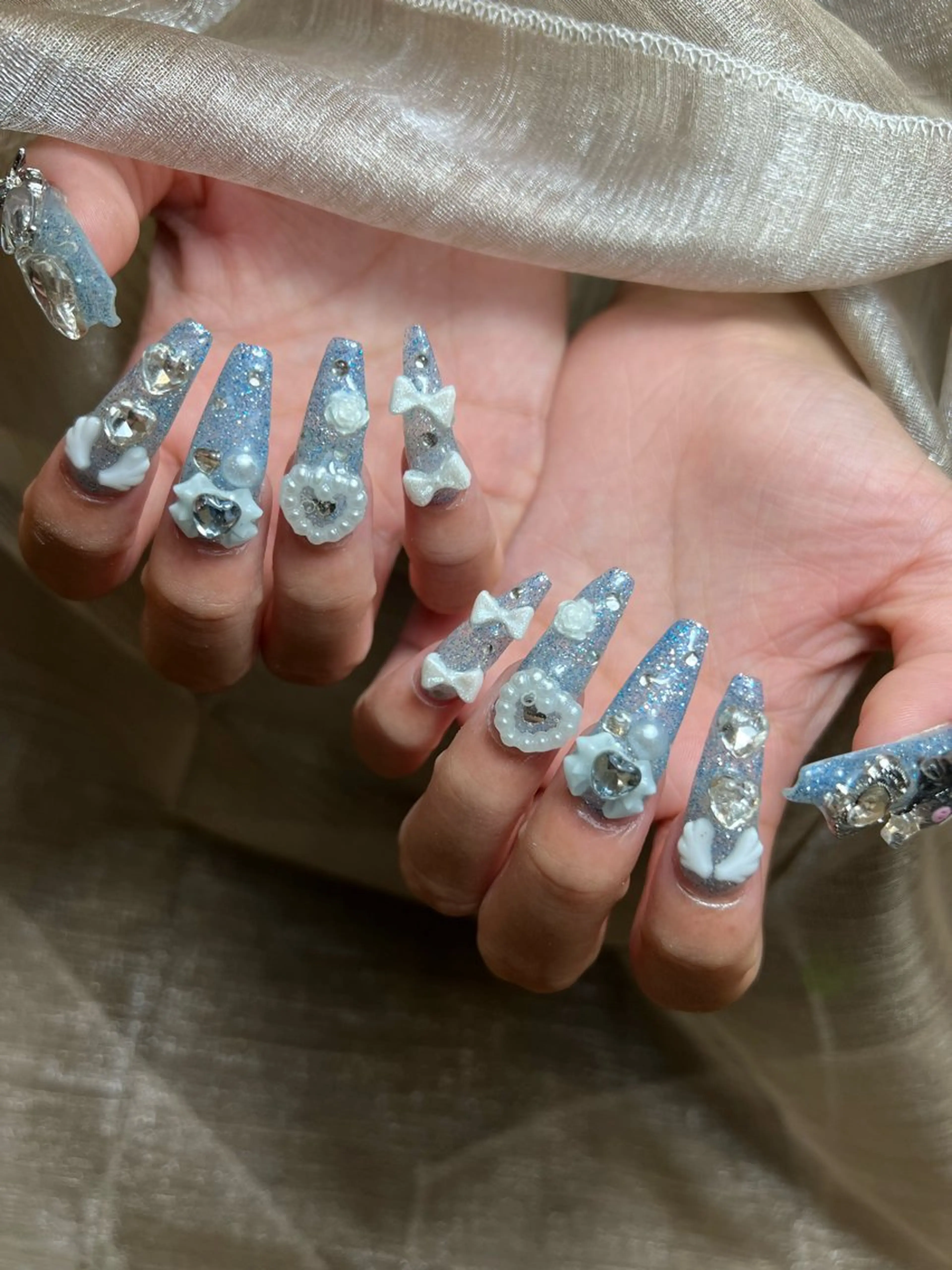 ネイル マグネットネイル ミラーネイル Lee Nailsのネイルデザイン