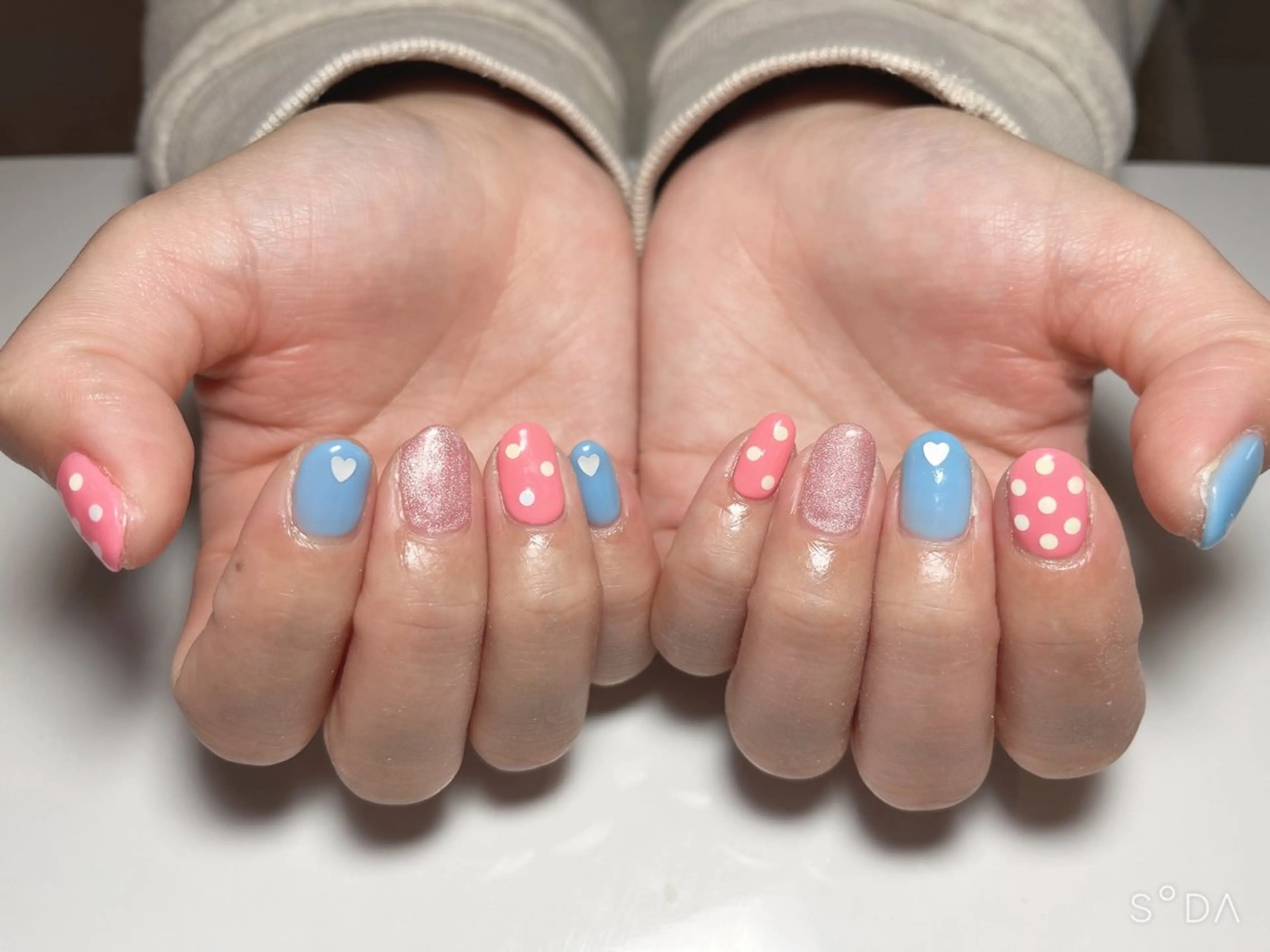 ネイル ハンドネイル フットネイル ネイル脱毛 Reeのネイルデザイン