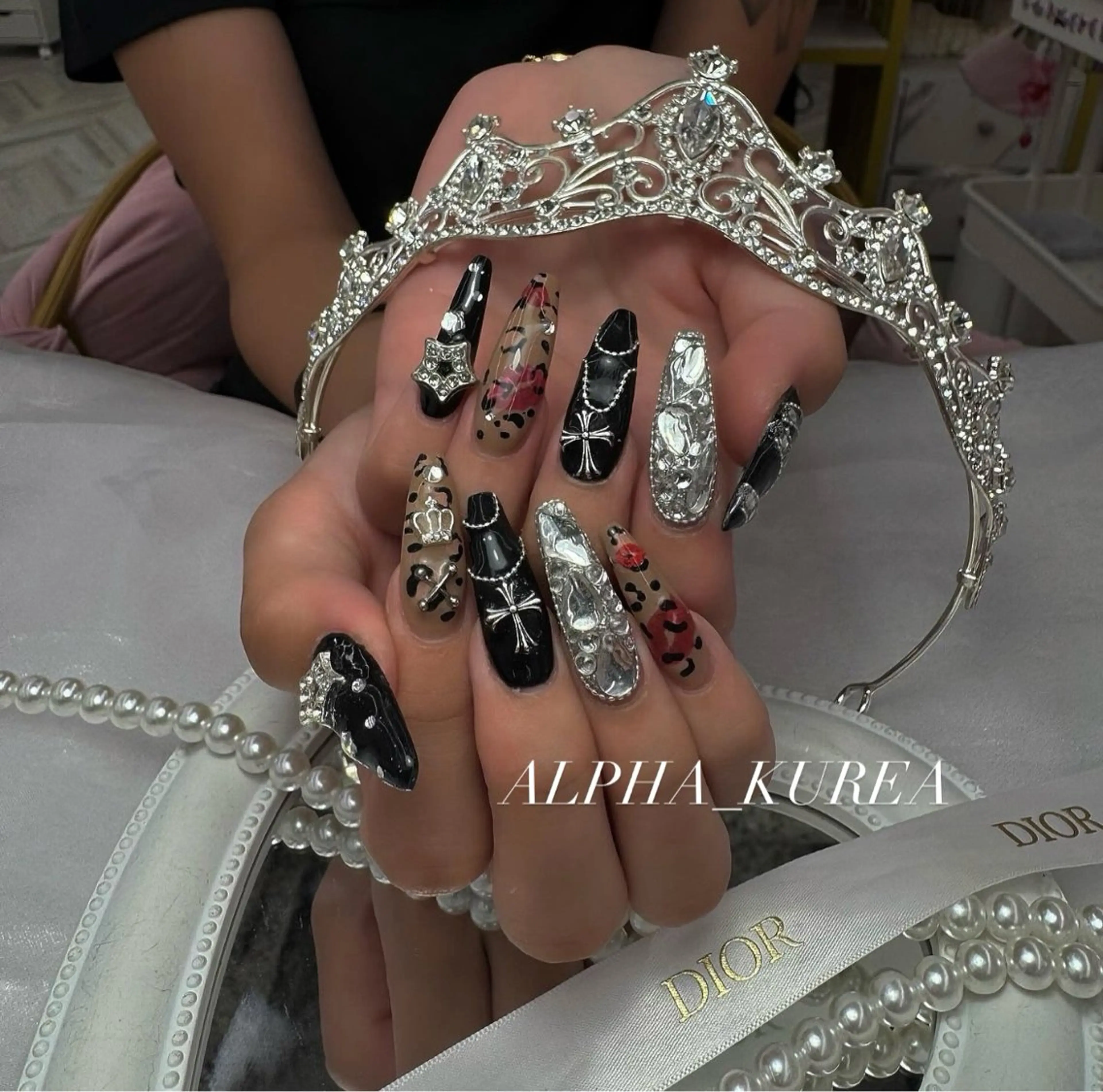 ネイル ハンドネイル ALPHA. KUREAのネイルデザイン