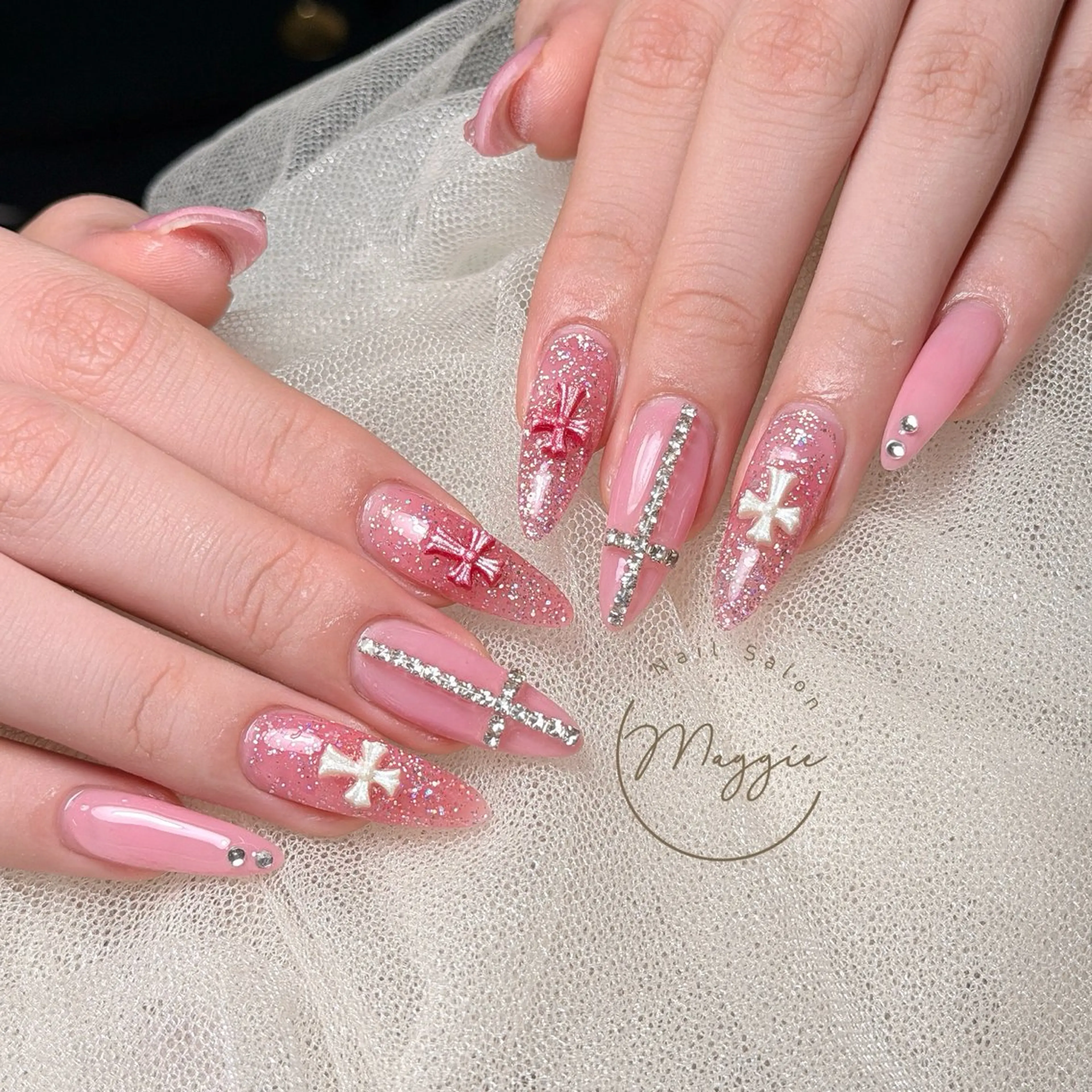 ネイル Maggie Nail🦩のネイルデザイン