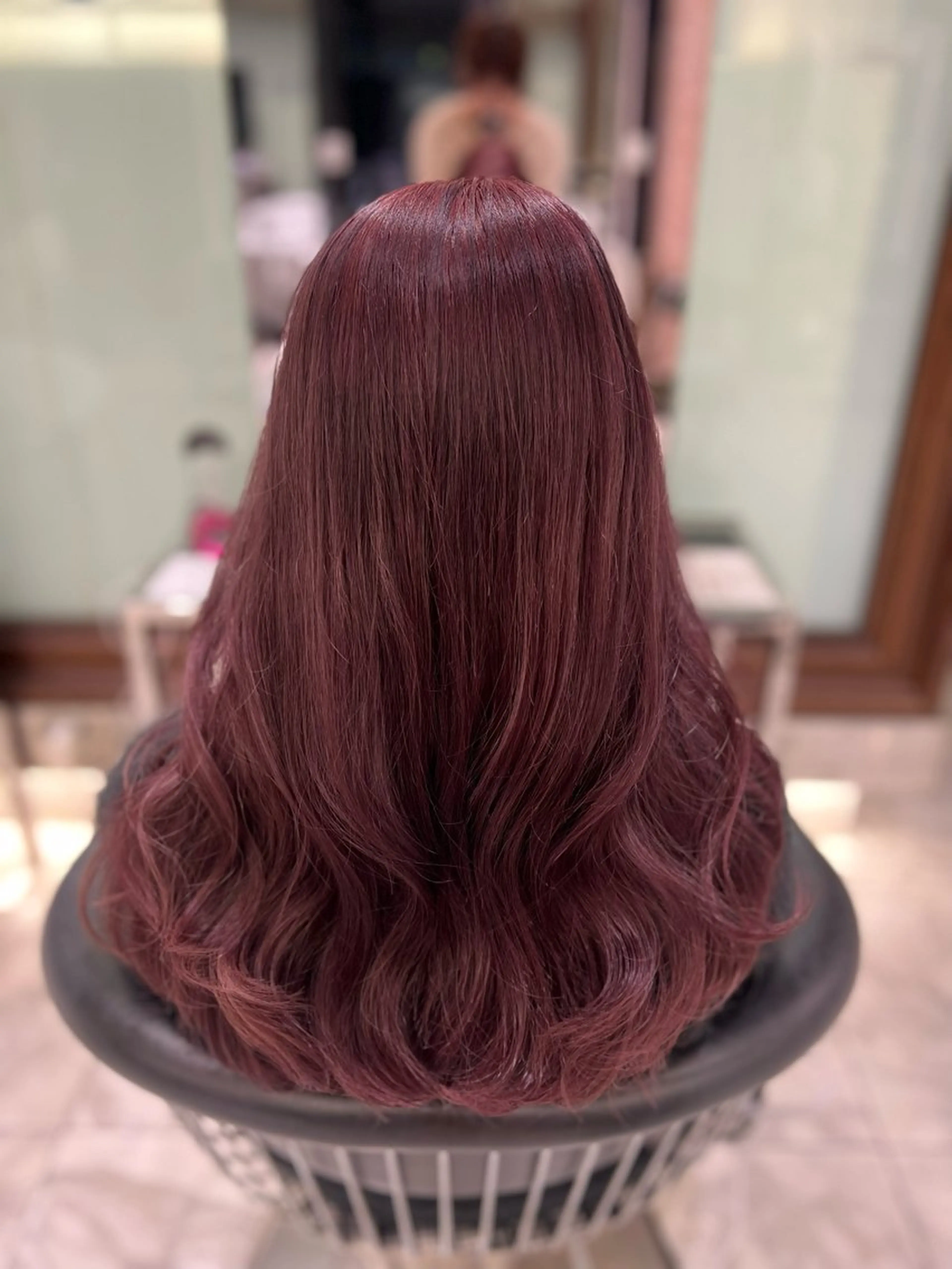 ロング カラー ヘアアレンジ ヘアカラー 顔周り/透明感/銀座 🩵りのせのヘアスタイル