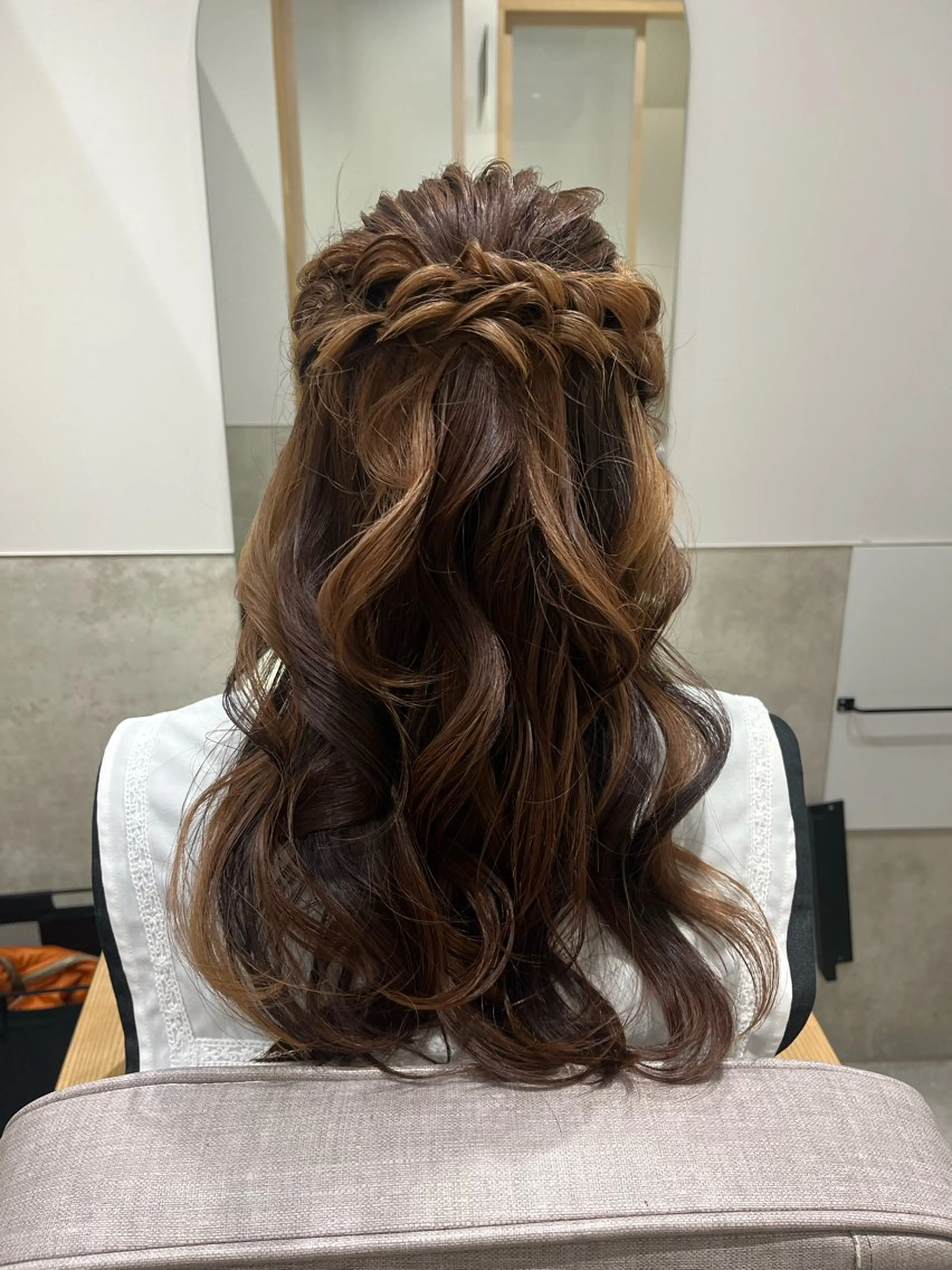 ヘアアレンジ しみず さきのヘアスタイル