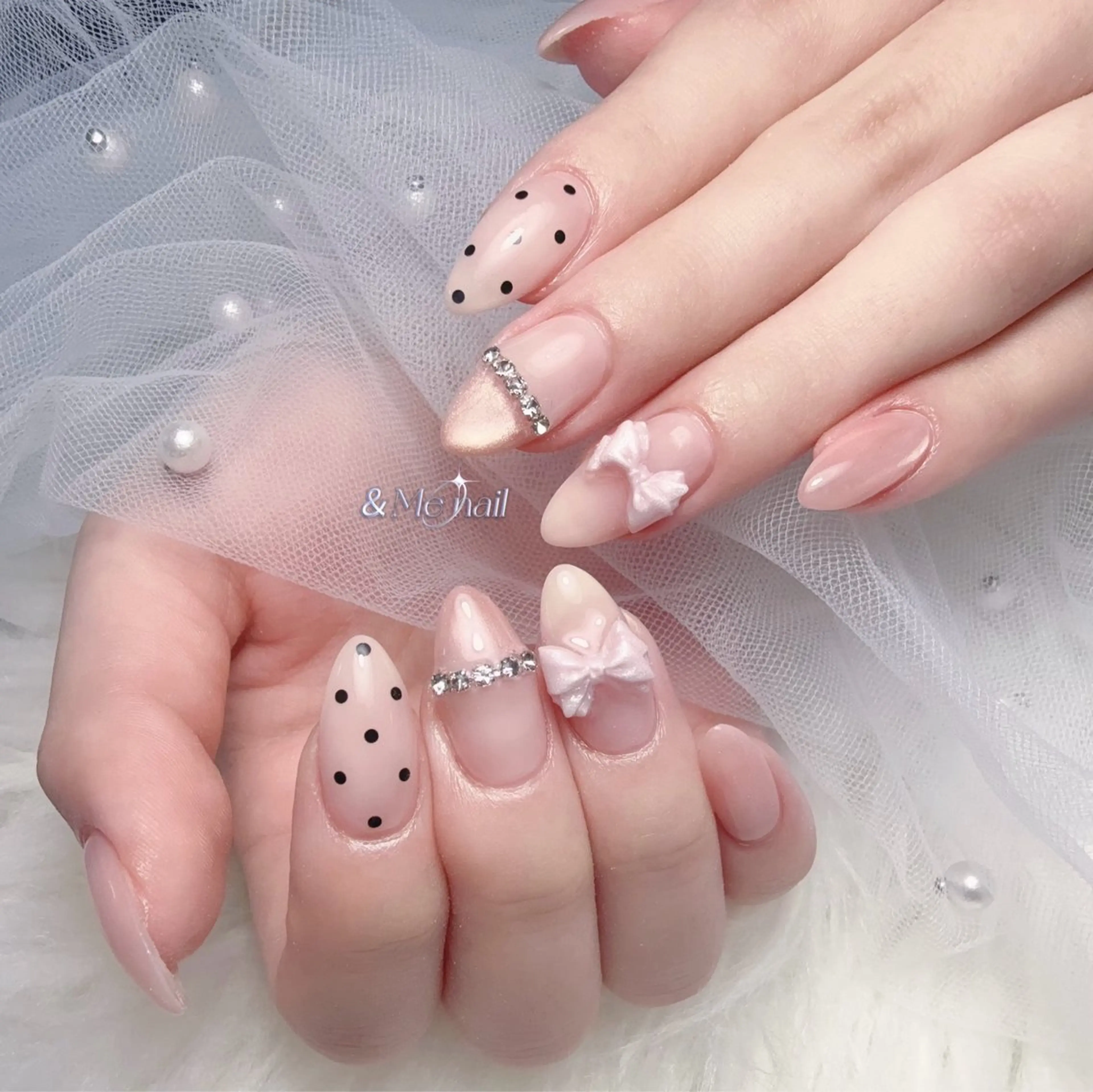 ネイル ハンドネイル &ME ネイルサロンのネイルデザイン