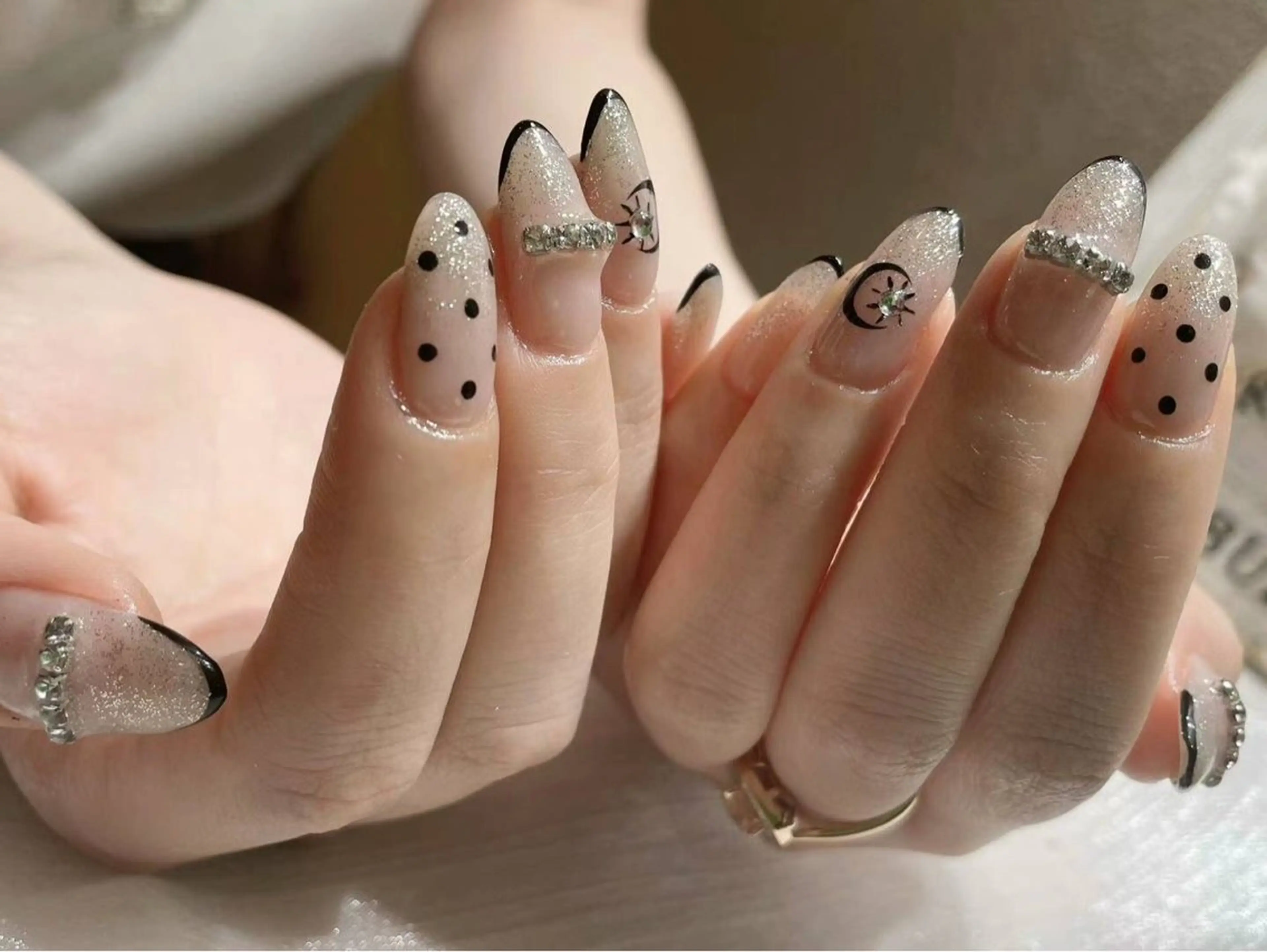 ネイル アートネイル フラワーネイル フットネイル ジェルネイル マグネットネイル babarla Nailのネイルデザイン