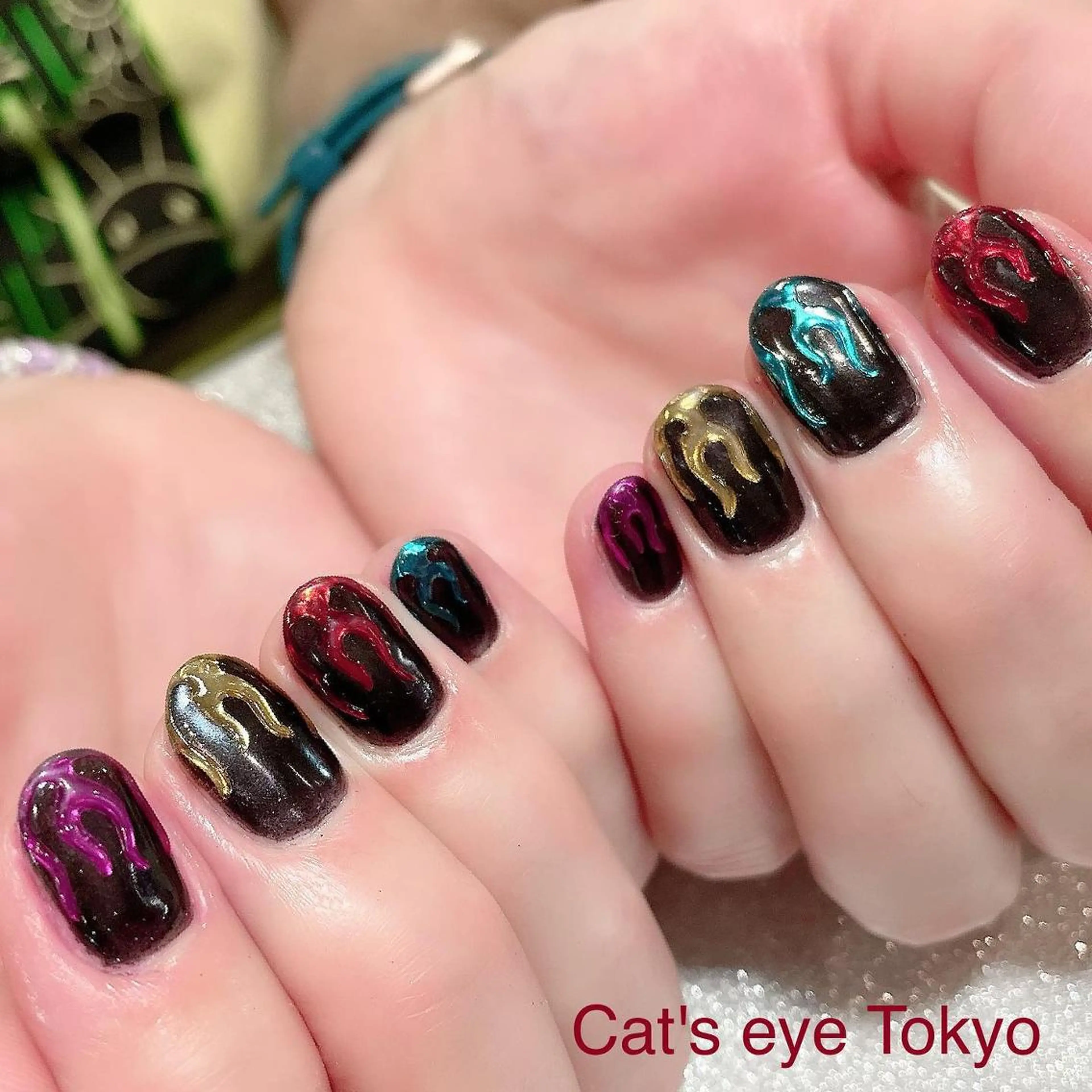 ネイル マツエク・マツパ Cat's eye TOKYO 新宿店のネイルデザイン