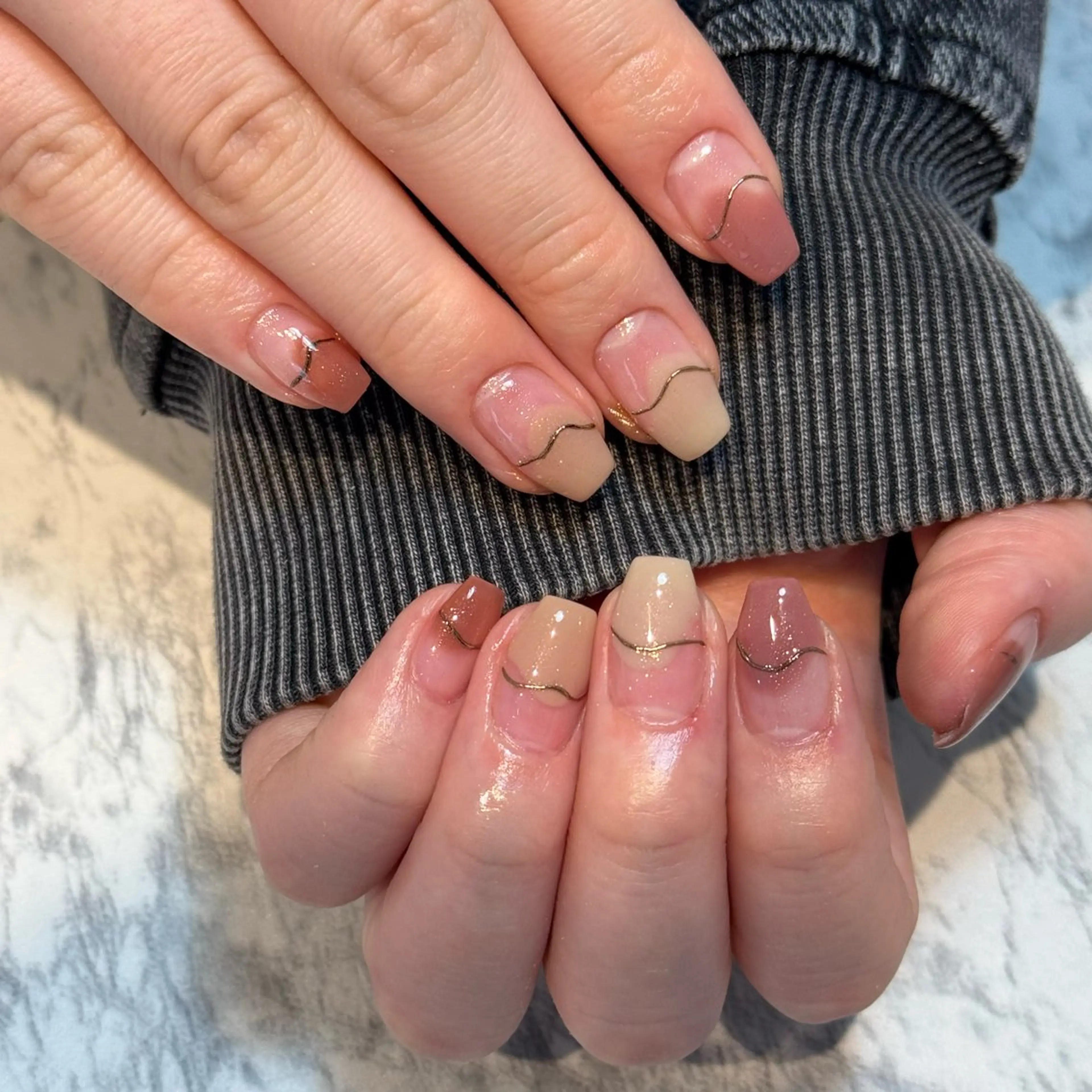 ネイル ニュアンスネイル brodia nails m_riのネイルデザイン