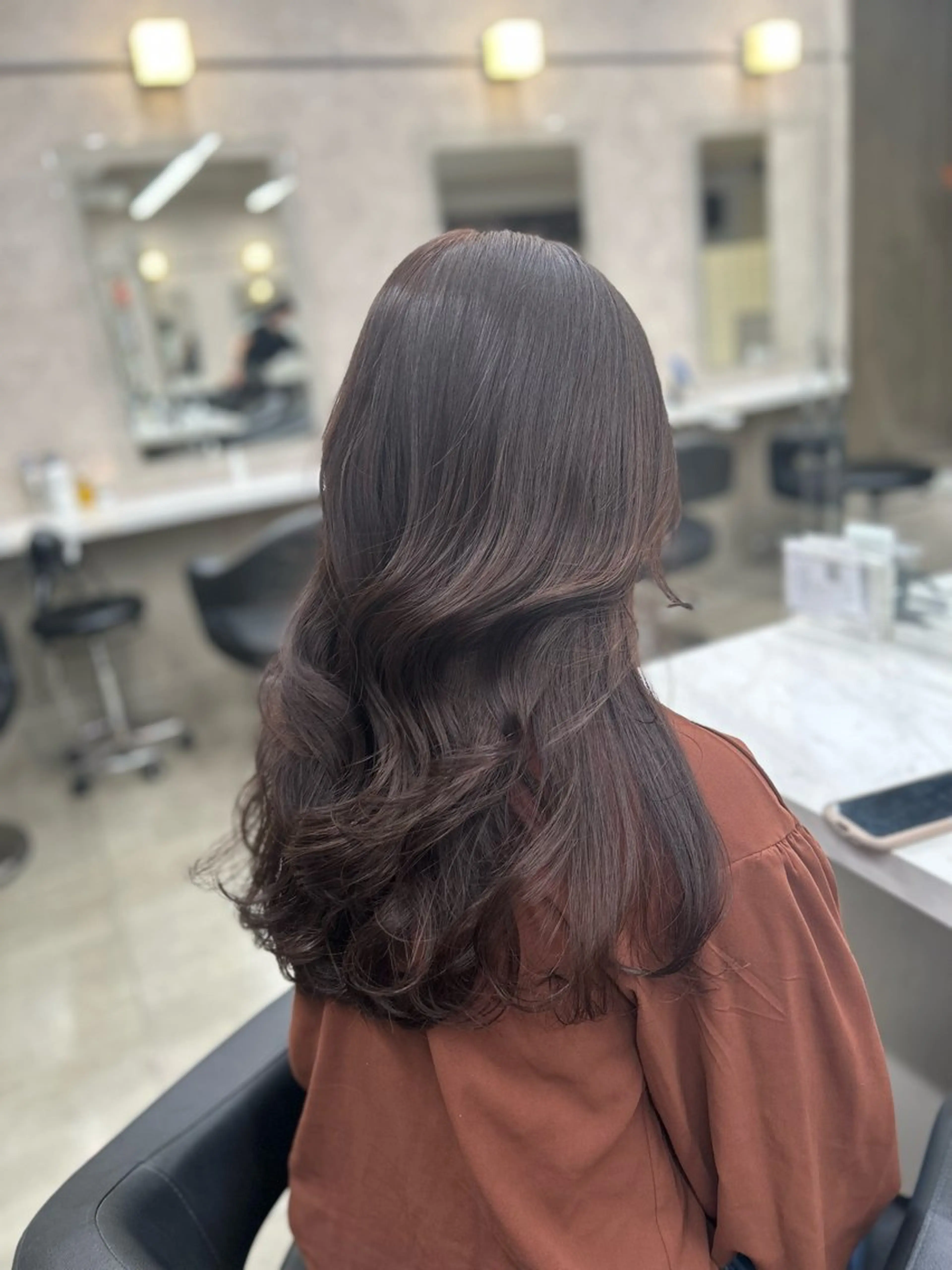 セミロング カラー パーマ ヘアアレンジ メンズ キッズ ヘアカラー トリートメント ヘアセット ブリーチなしカラー/ ブラウン/レイヤーのヘアスタイル