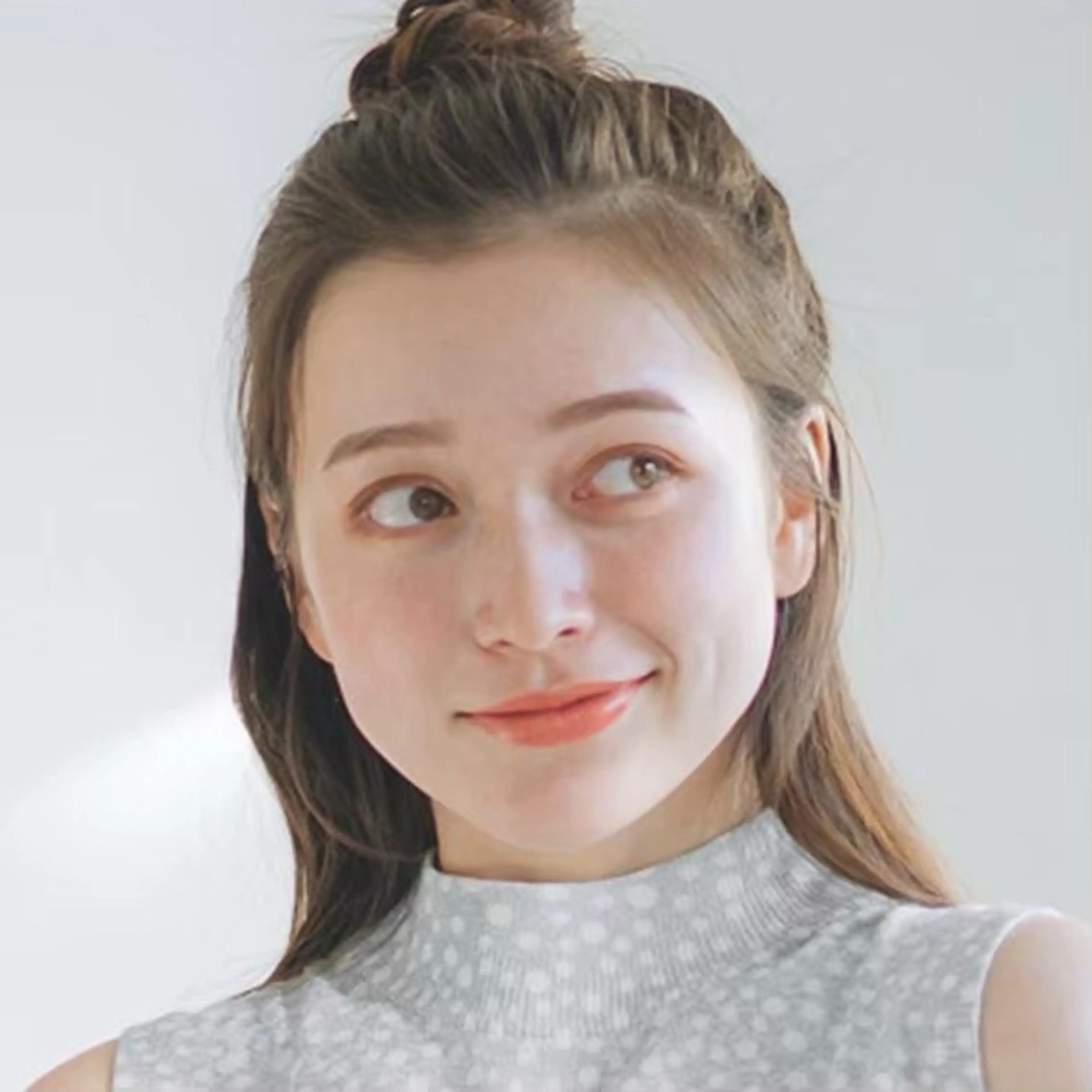 アイブロウ ショート・透明感 カラーconomiのヘアスタイル