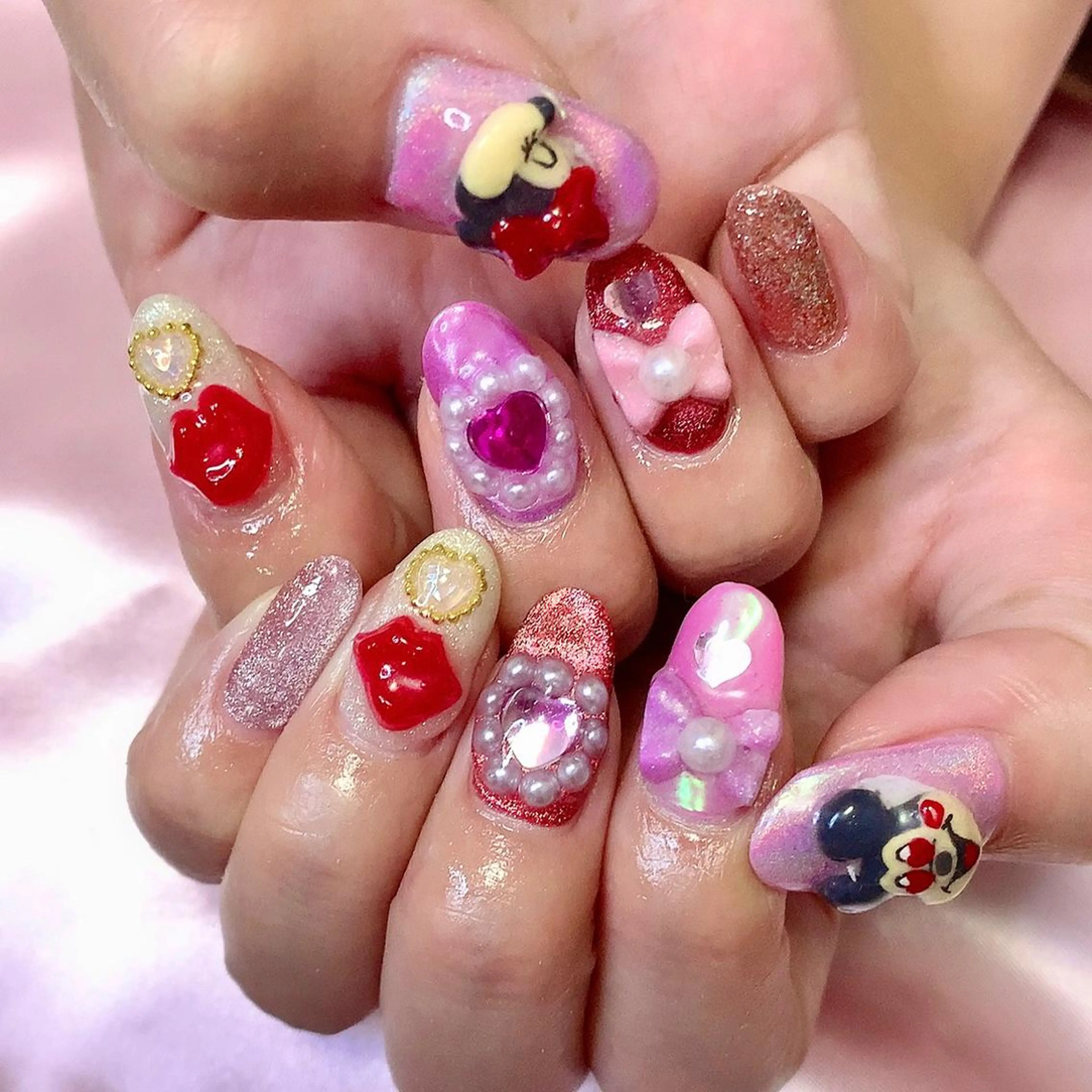 ネイル アートネイル オーロラネイル 氷ネイル・うるうるネイル キラキラネイル 韓国ネイル 3Dアートネイル💗 都築レナのネイルデザイン