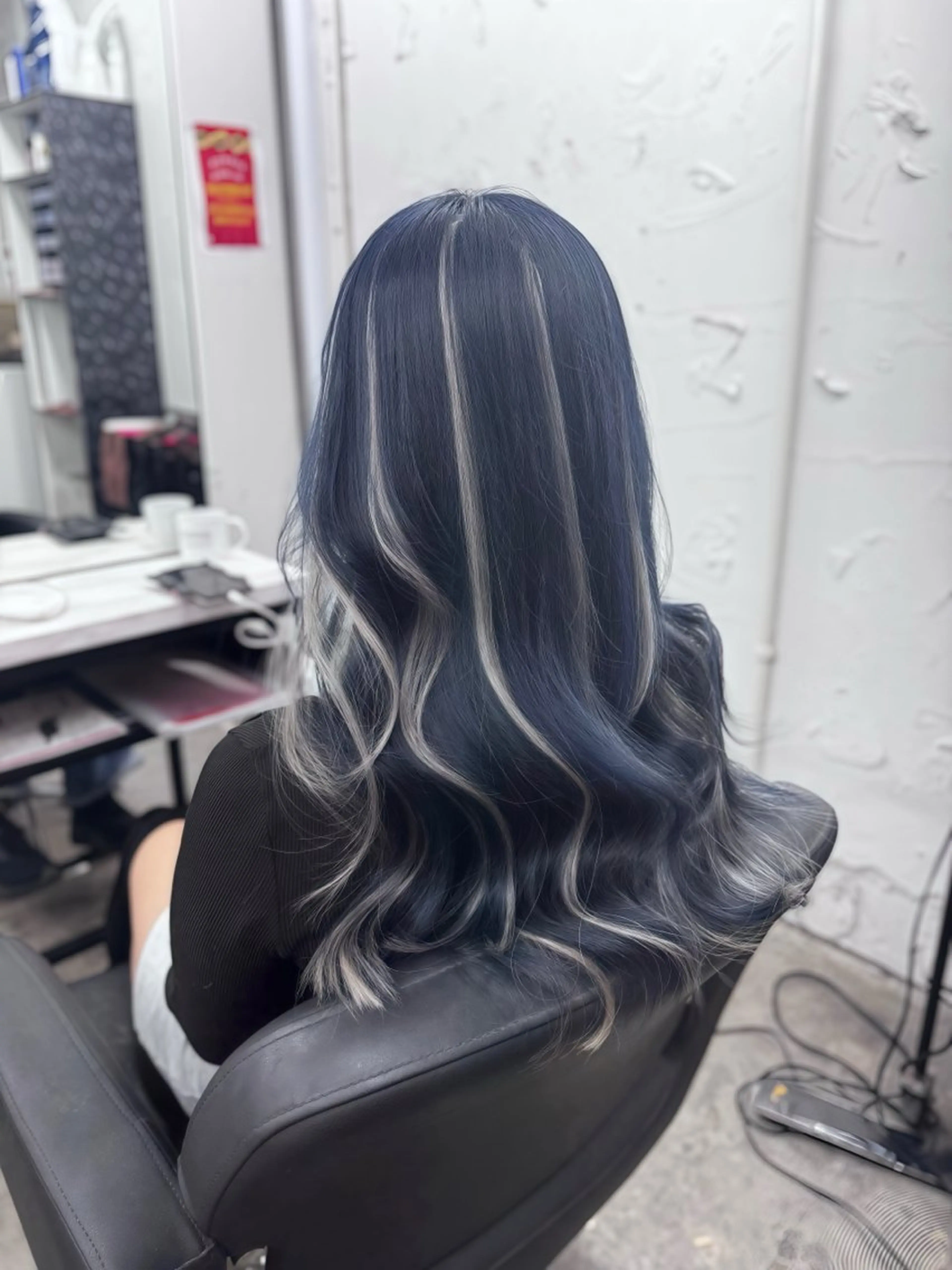 インナー、ハイライト、本数足しシンデレラシールエクステ10本の写真