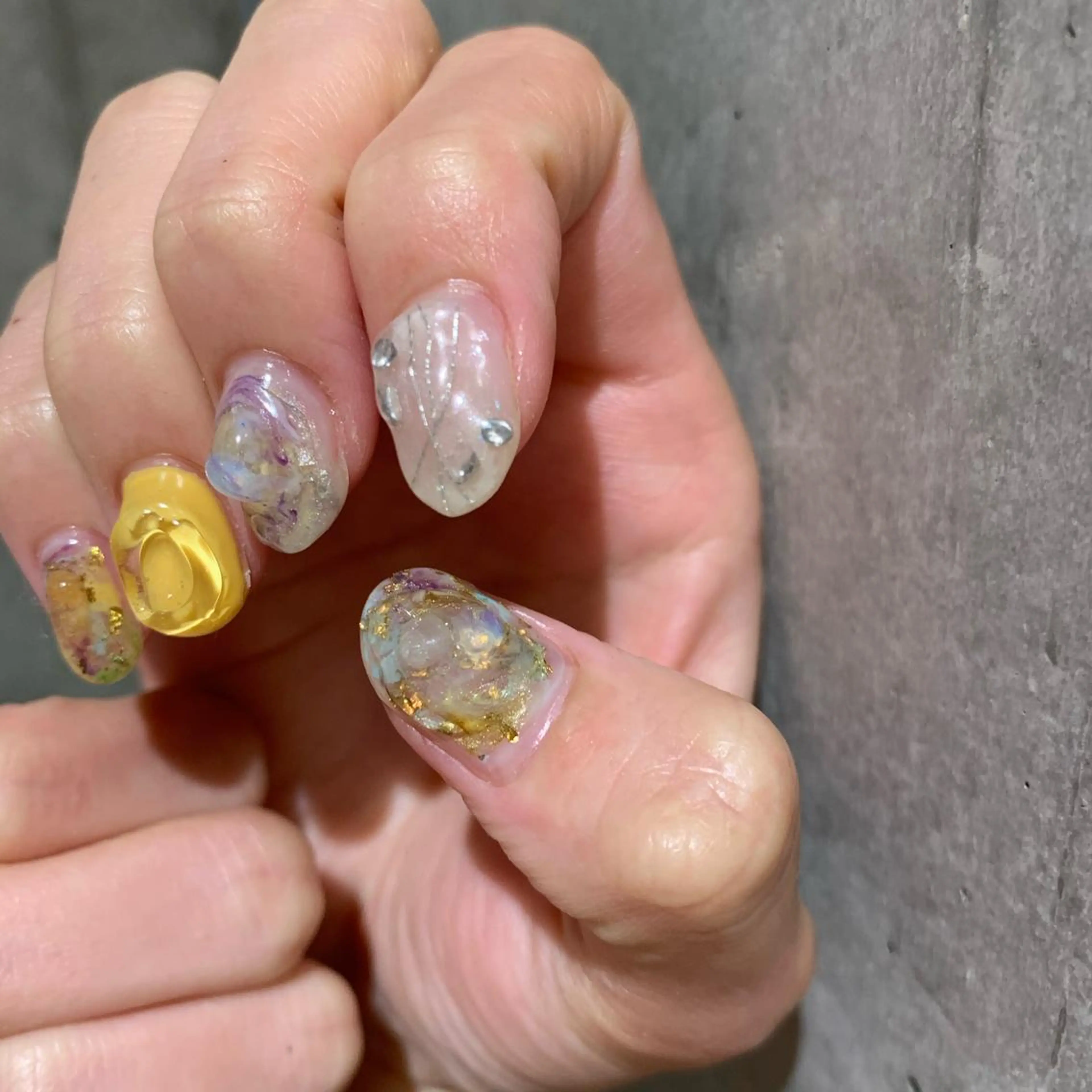 ネイル RISAKO 艶髪モテヘア🎀府中のヘアスタイル