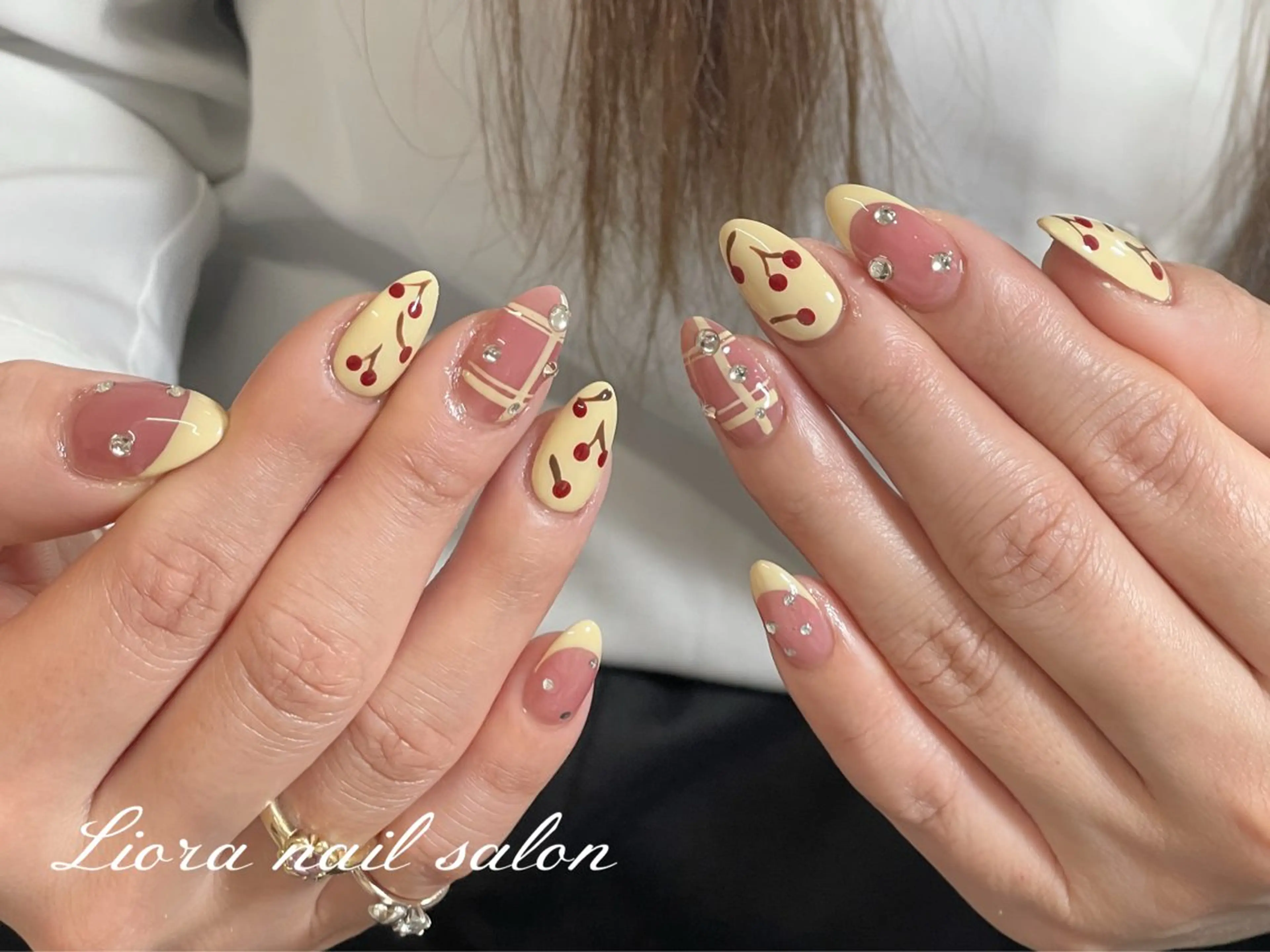 ネイル チークネイル フットネイル フレンチネイル ジェルネイル ガーリー ハンドネイル Liora nail スカルプ専門店のネイルデザイン