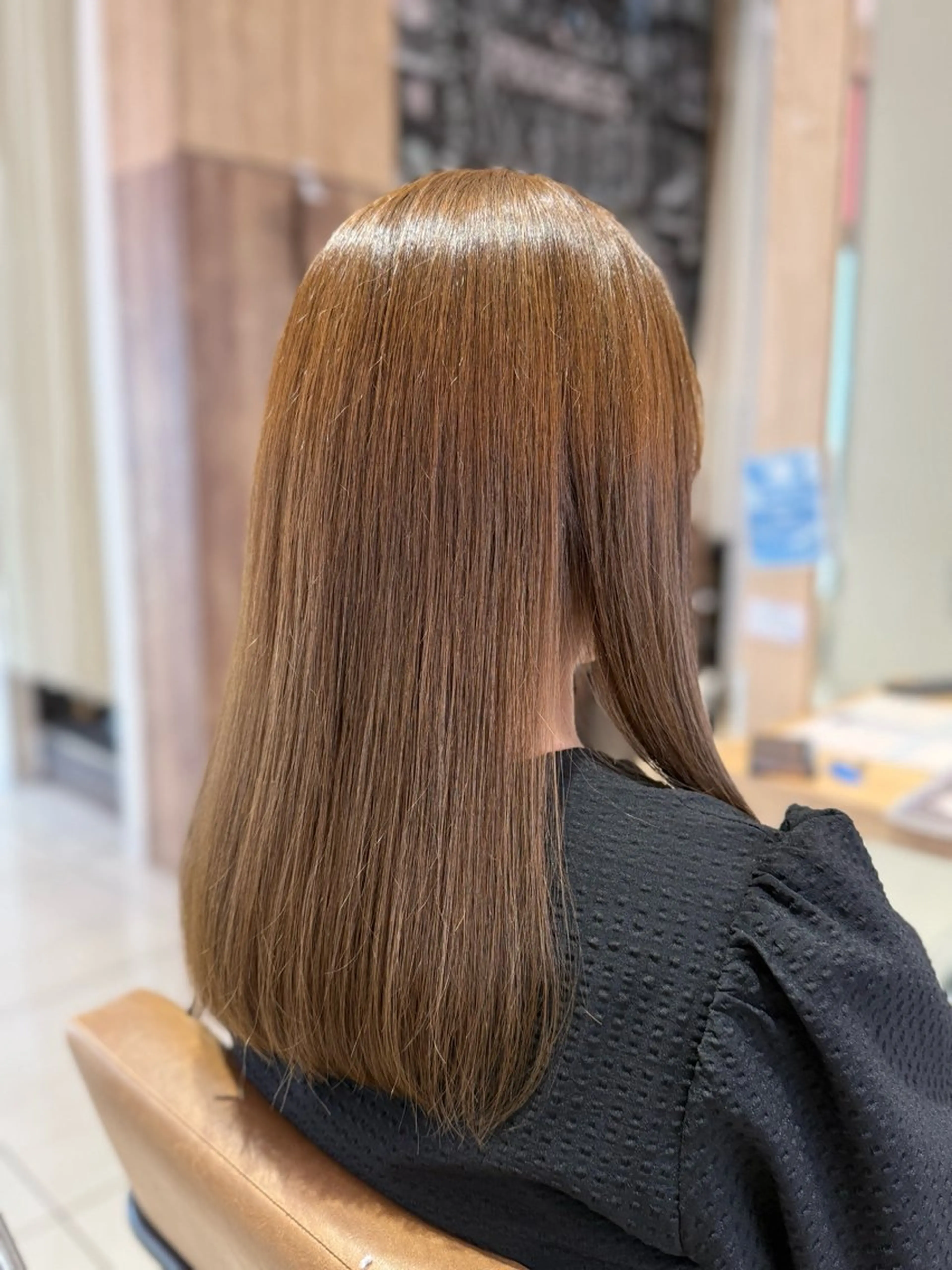 セミロング カット 🤍ツヤ髪🤍 エリカワネオのヘアスタイル