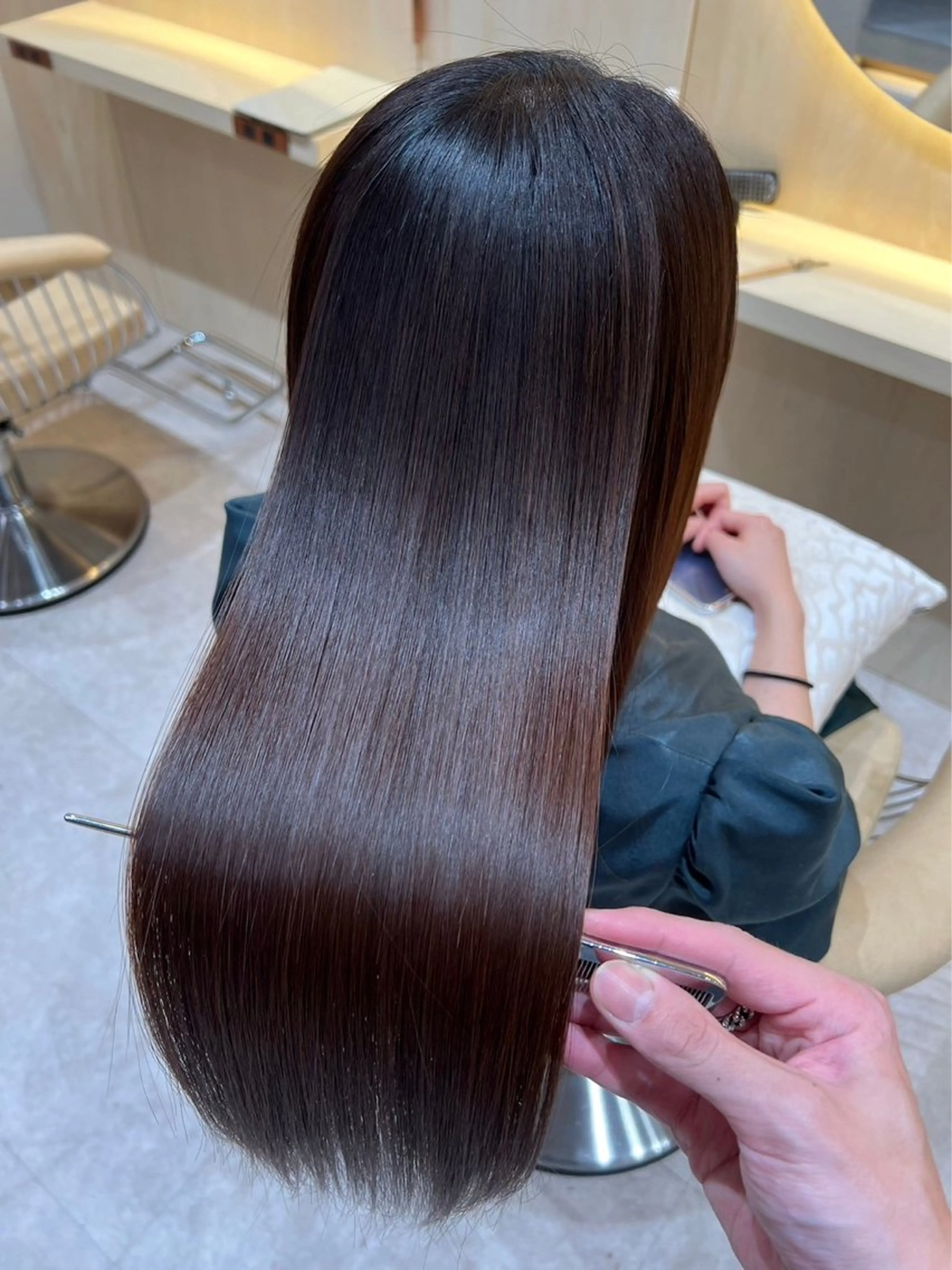ロング 縮毛矯正 🩵縮毛矯正・ボブ 岩原朋也🩵のヘアスタイル