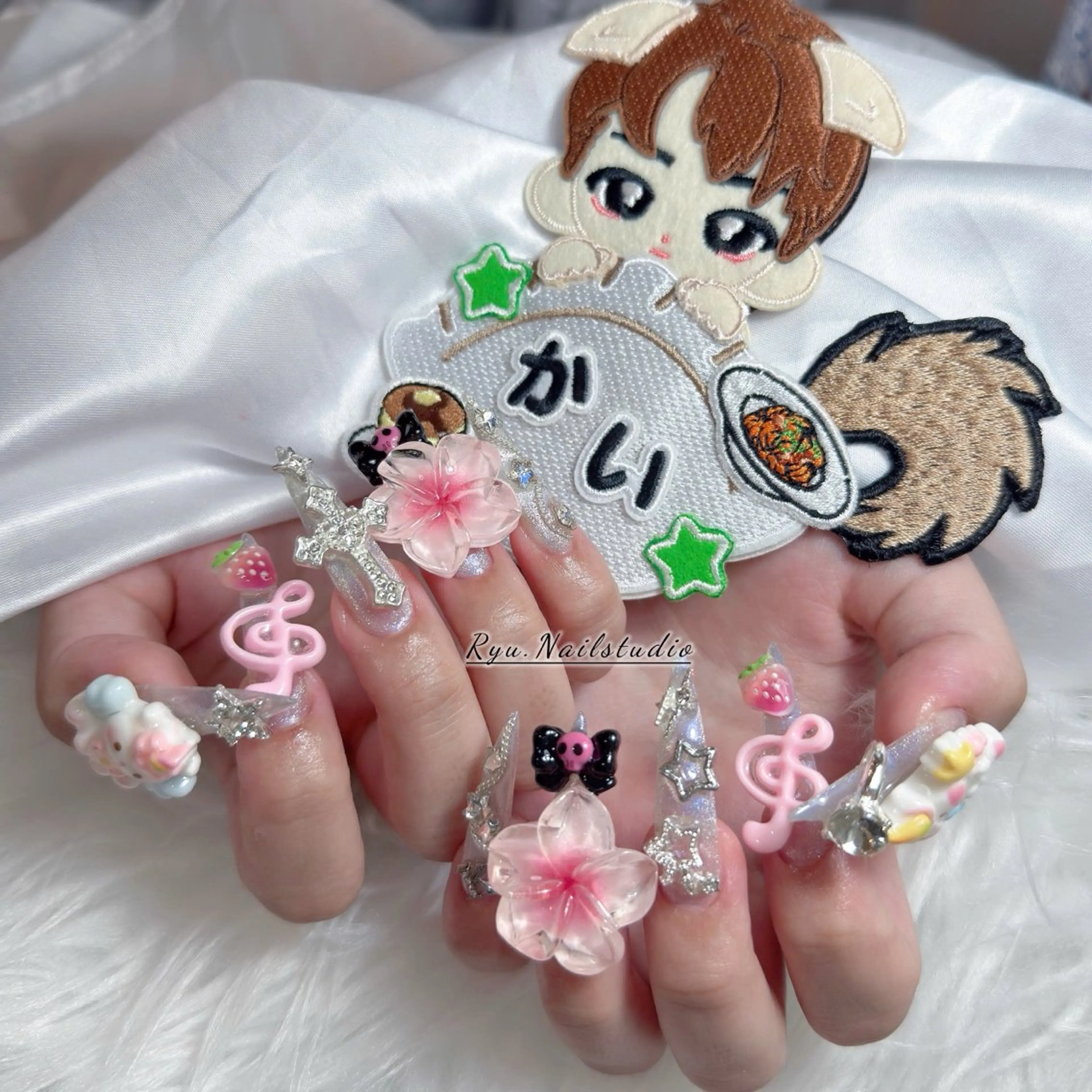 ネイル アートネイル フラワーネイル フレンチネイル ジェルネイル グラデーション ハンドネイル Ryu Nail NekoChanのネイルデザイン