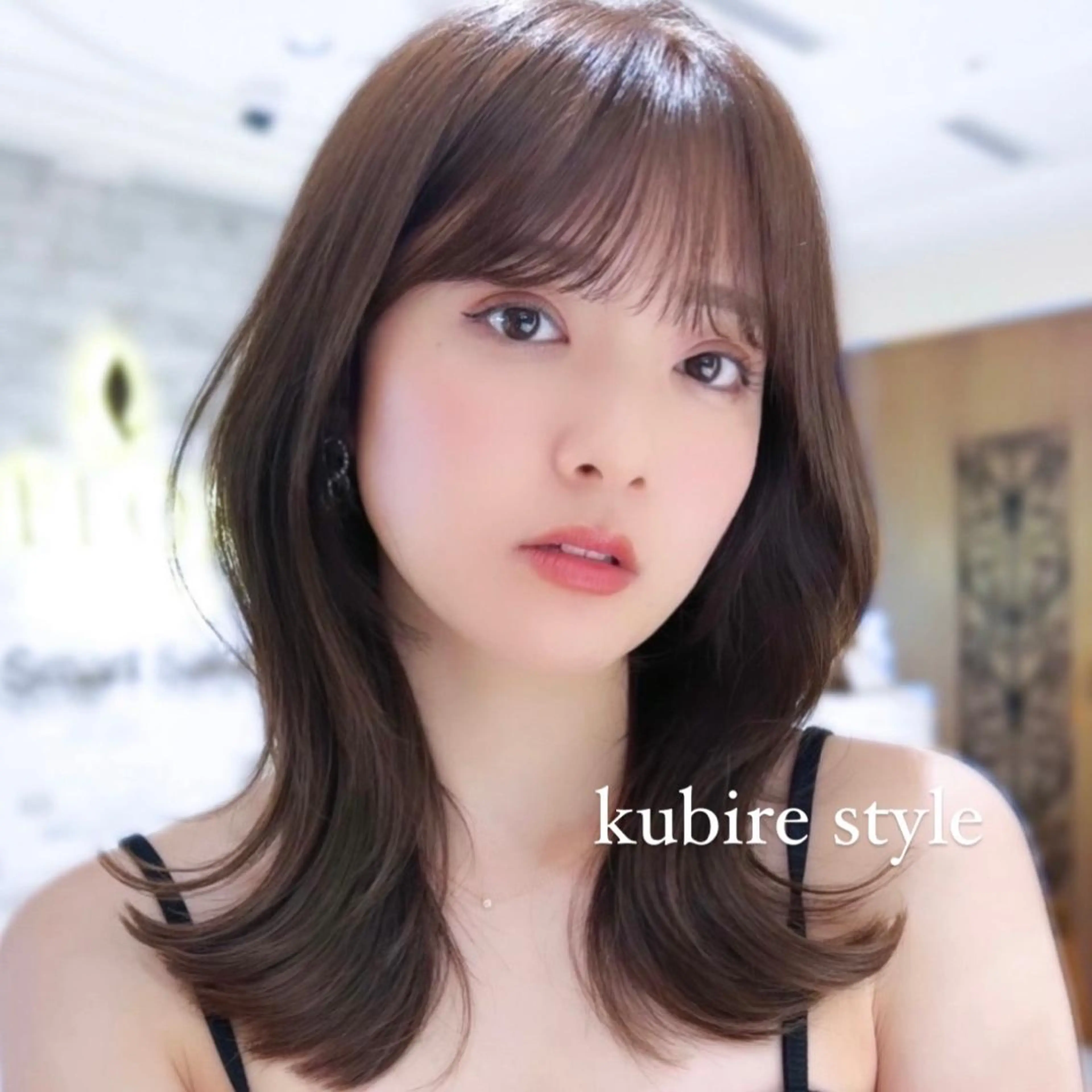 ミディアム カラー ヘアアレンジ 透明感カラー 顔周りカット 韓国風ヘア おくれ毛 小顔カット 日本一の小顔カット/ ボブ/顔周り/韓国のヘアスタイル