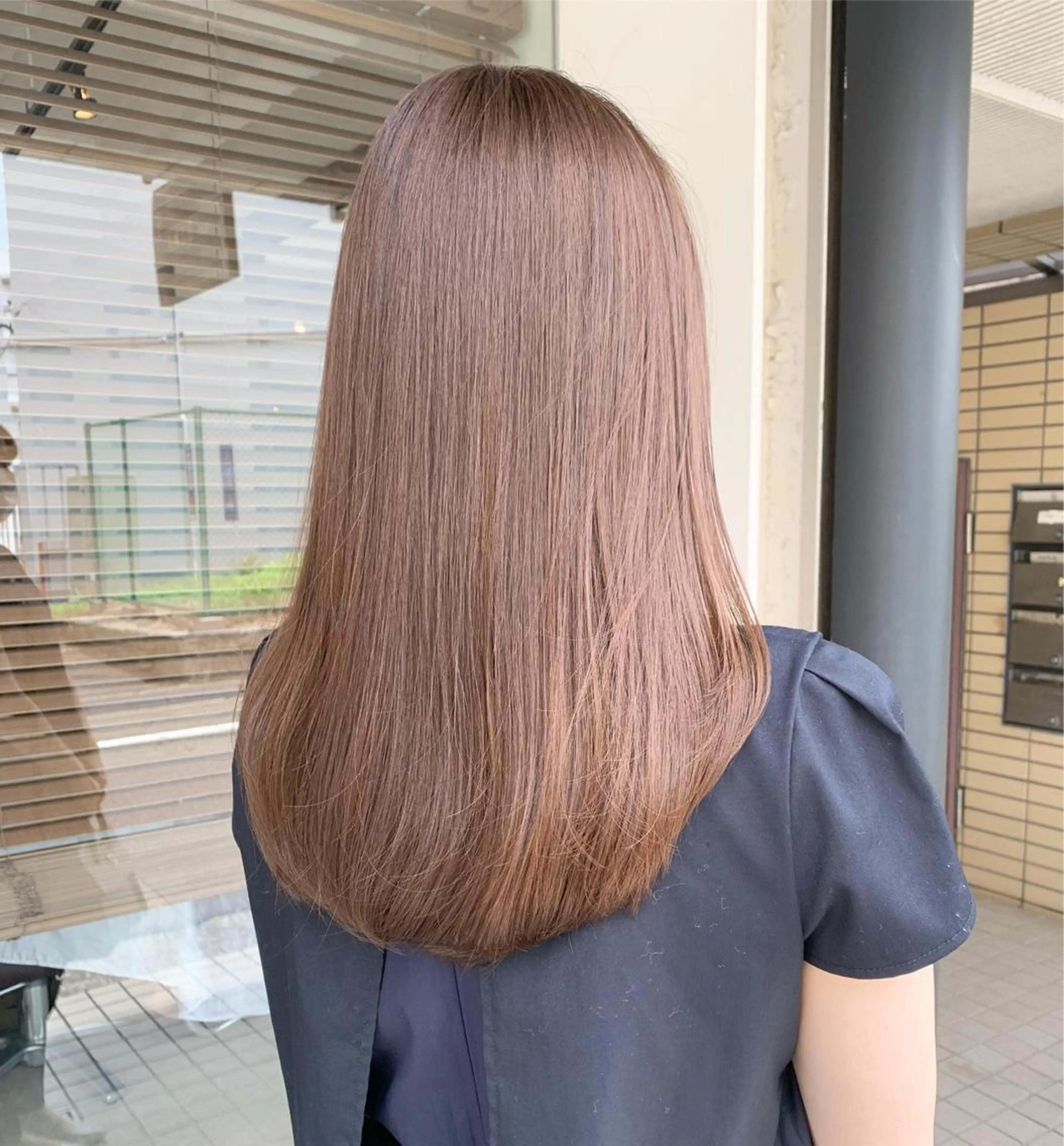 ミディアム カラー 透明感/オリーブ/ グレージュ/YUKAのヘアスタイル