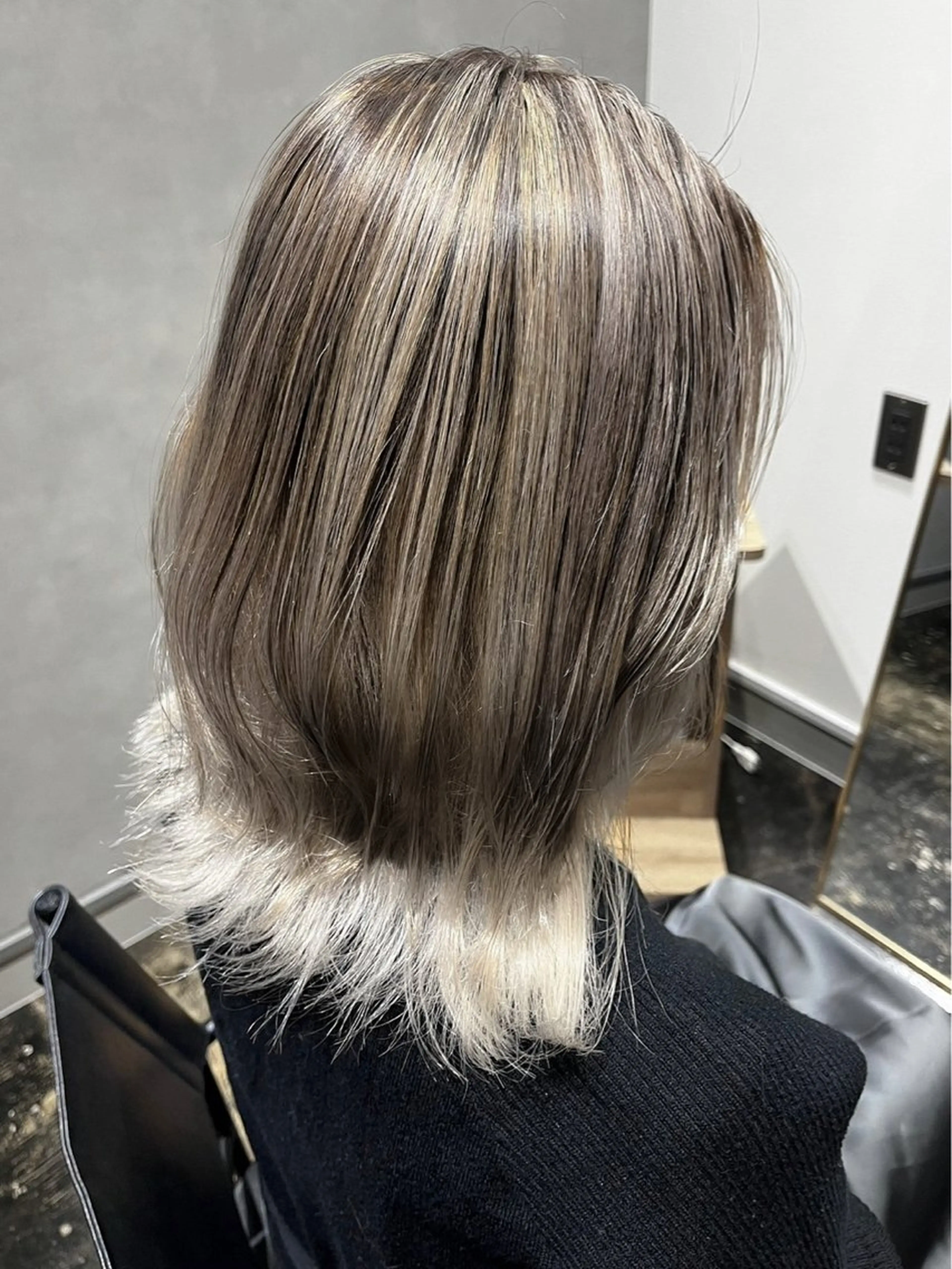 ミディアム カット ヘアカラー トリートメント ハイトーン/韓国風/ 艶髪/吉祥寺のヘアスタイル