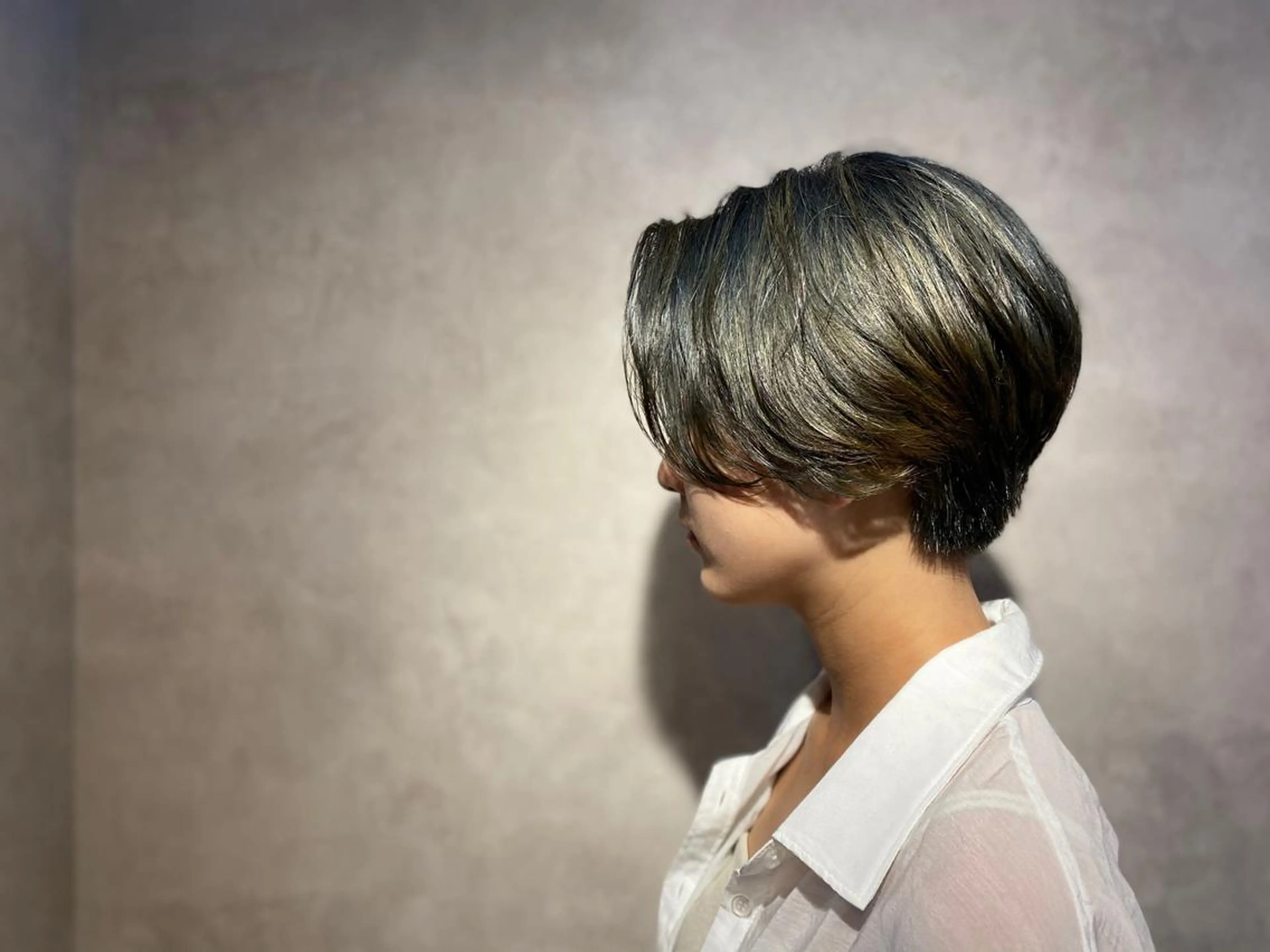 ショート カラー 坂上 里果のヘアスタイル