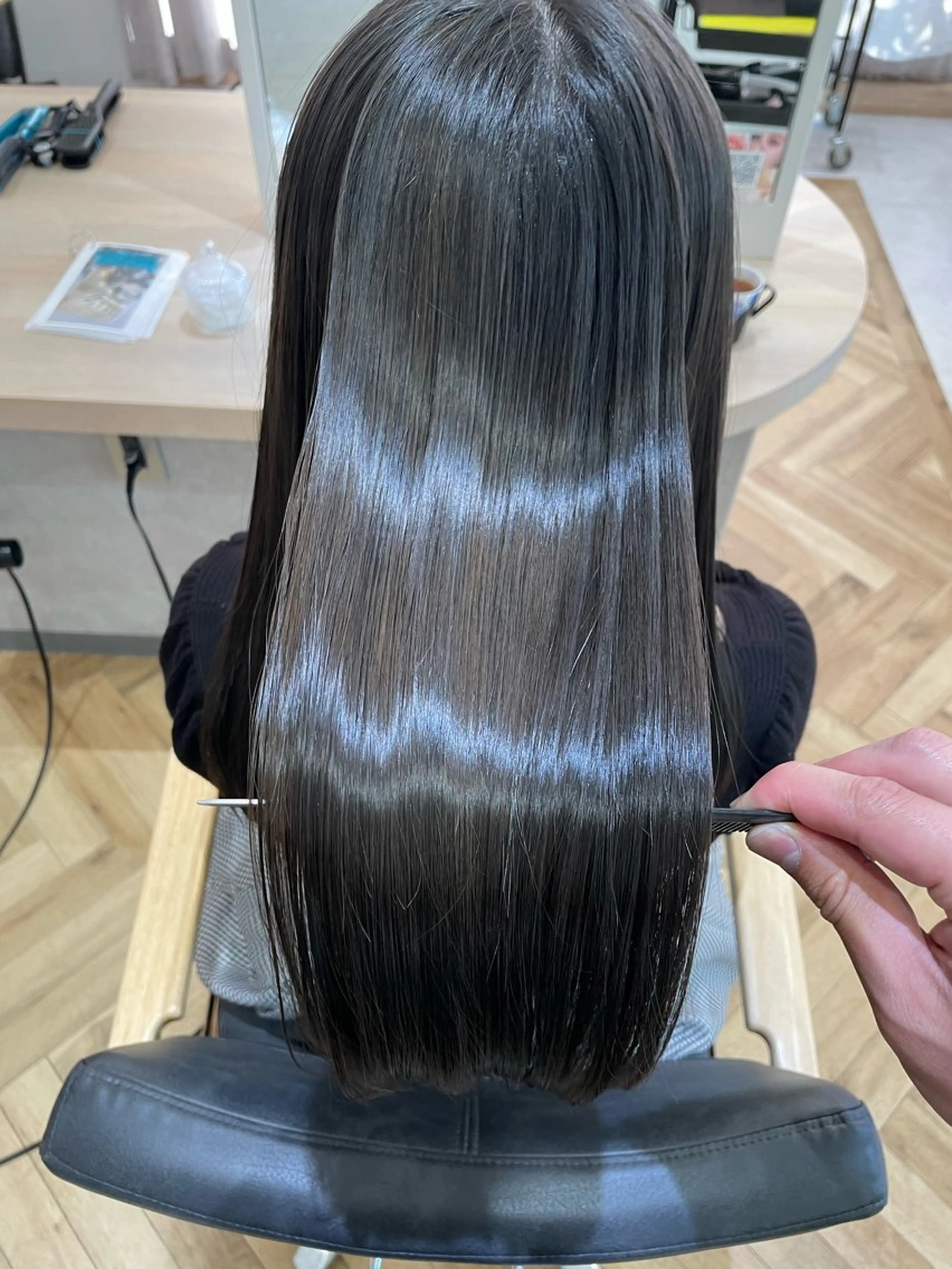 ロング カラー フェイスレイヤー/ 小顔/髪質改善　関のヘアスタイル