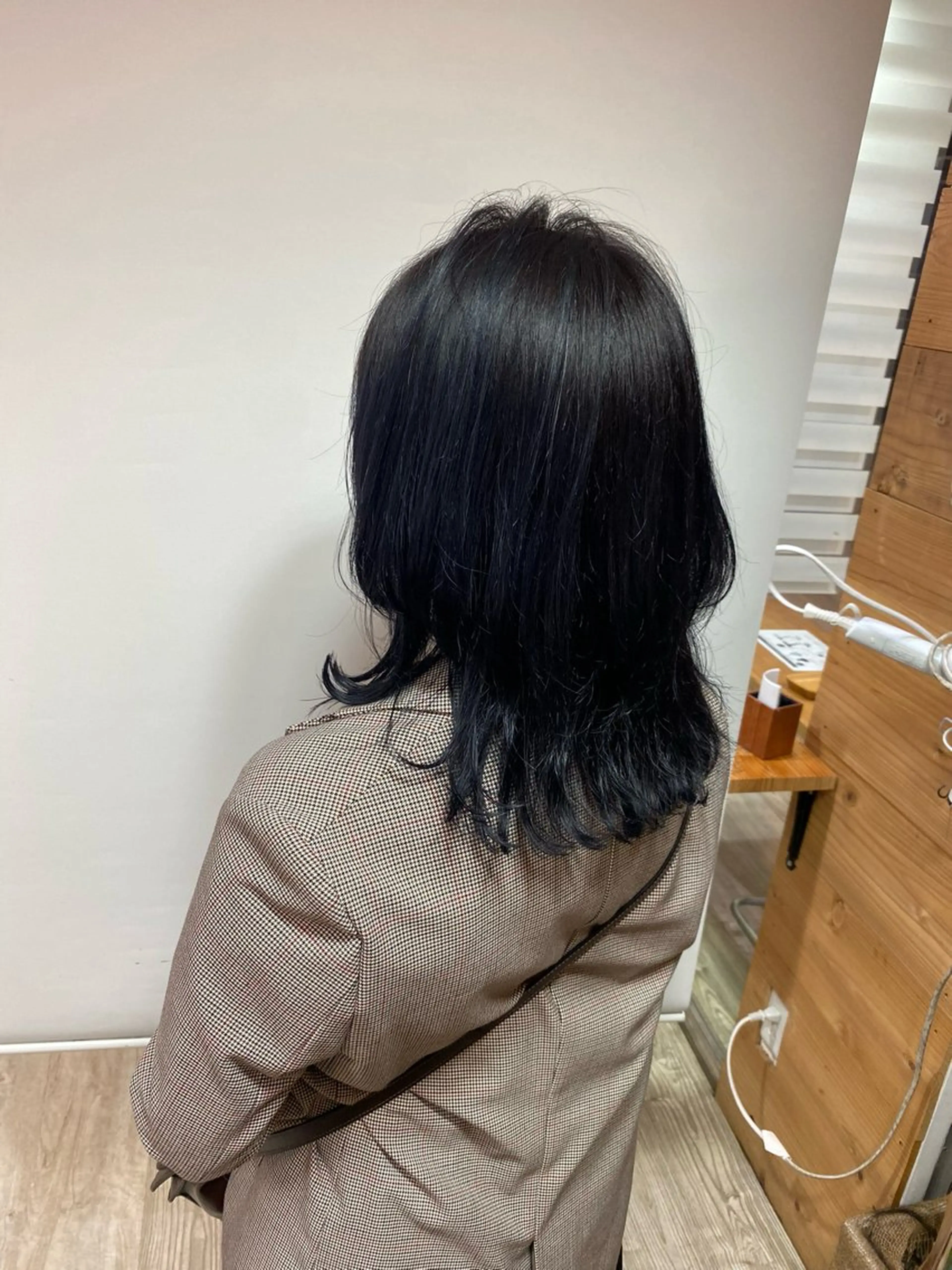 ミディアム カラー 山田 晃輔のヘアスタイル