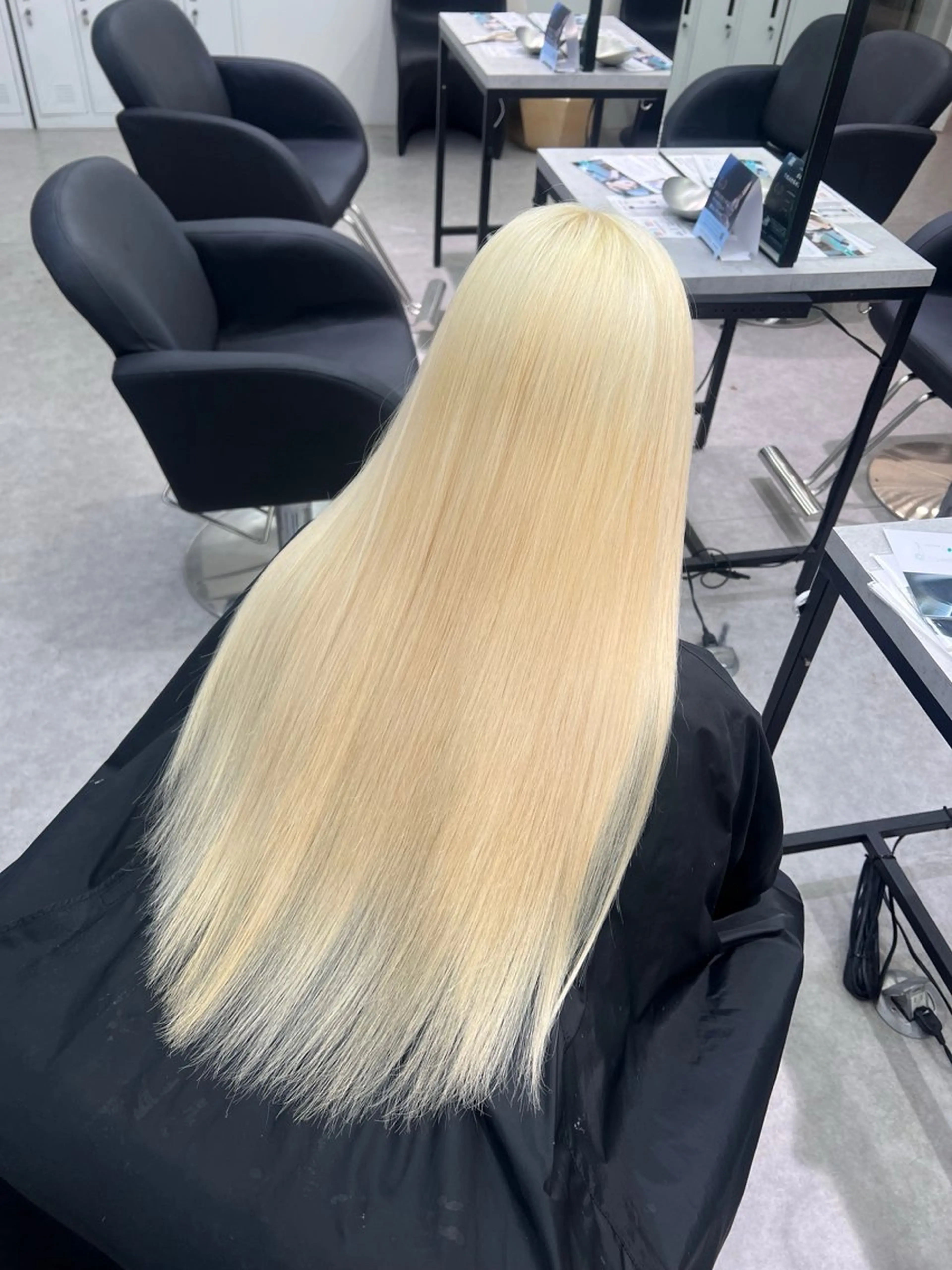 ロング カラー 黒髪 ブリーチ ブロンド ケアブリーチ ハイトーンカラー ヘアカラー 渋谷ハイトーン/ エクステ/さきののヘアスタイル