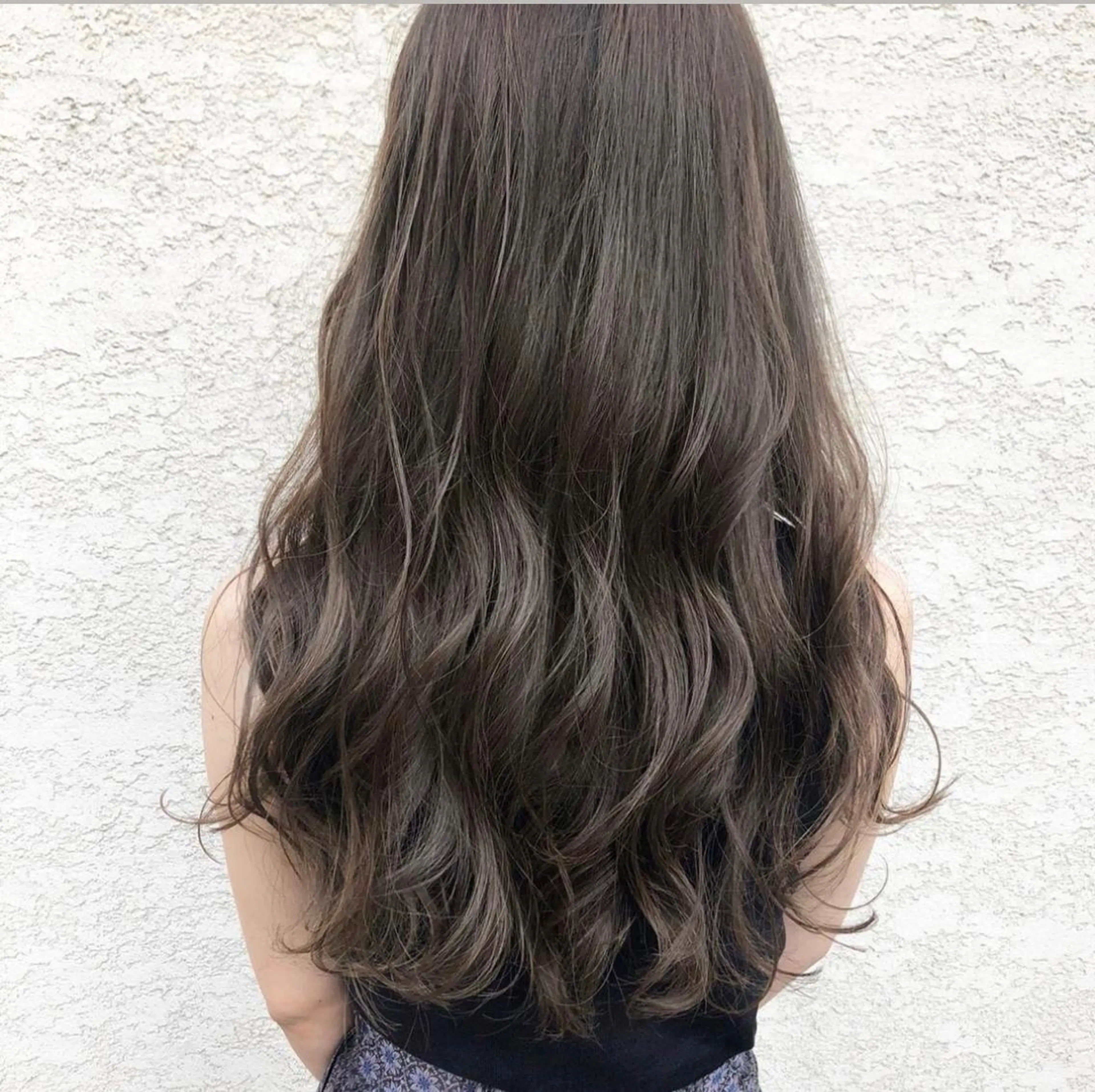ロング カラー パーマ ヘアアレンジ メンズ キッズ マツエク・マツパ グレージュ 田中 裕士のヘアスタイル