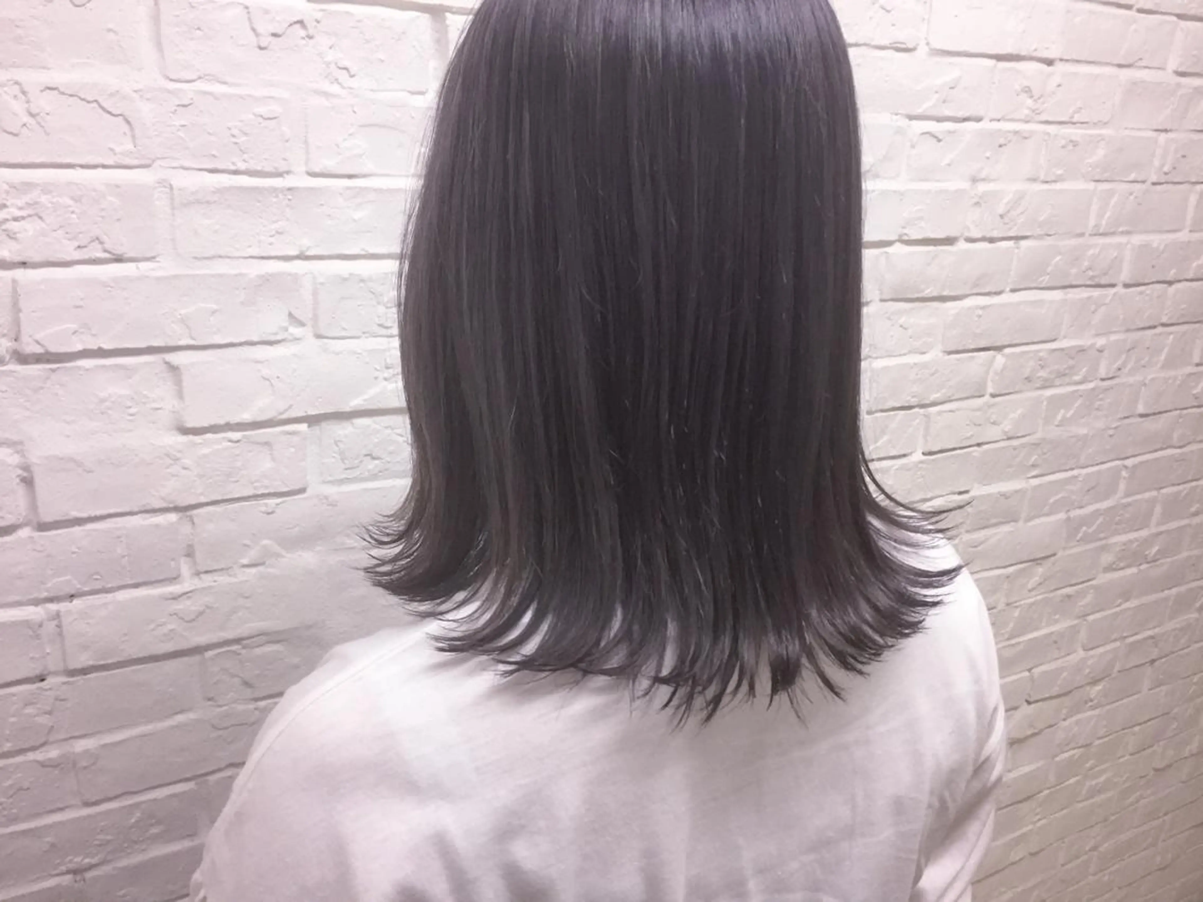 ミディアム カラー アッシュ Hairsalon F＋Moana by　HEADLIGHT所属・salonF 🔸hamaのマツエク・マツパデザイン