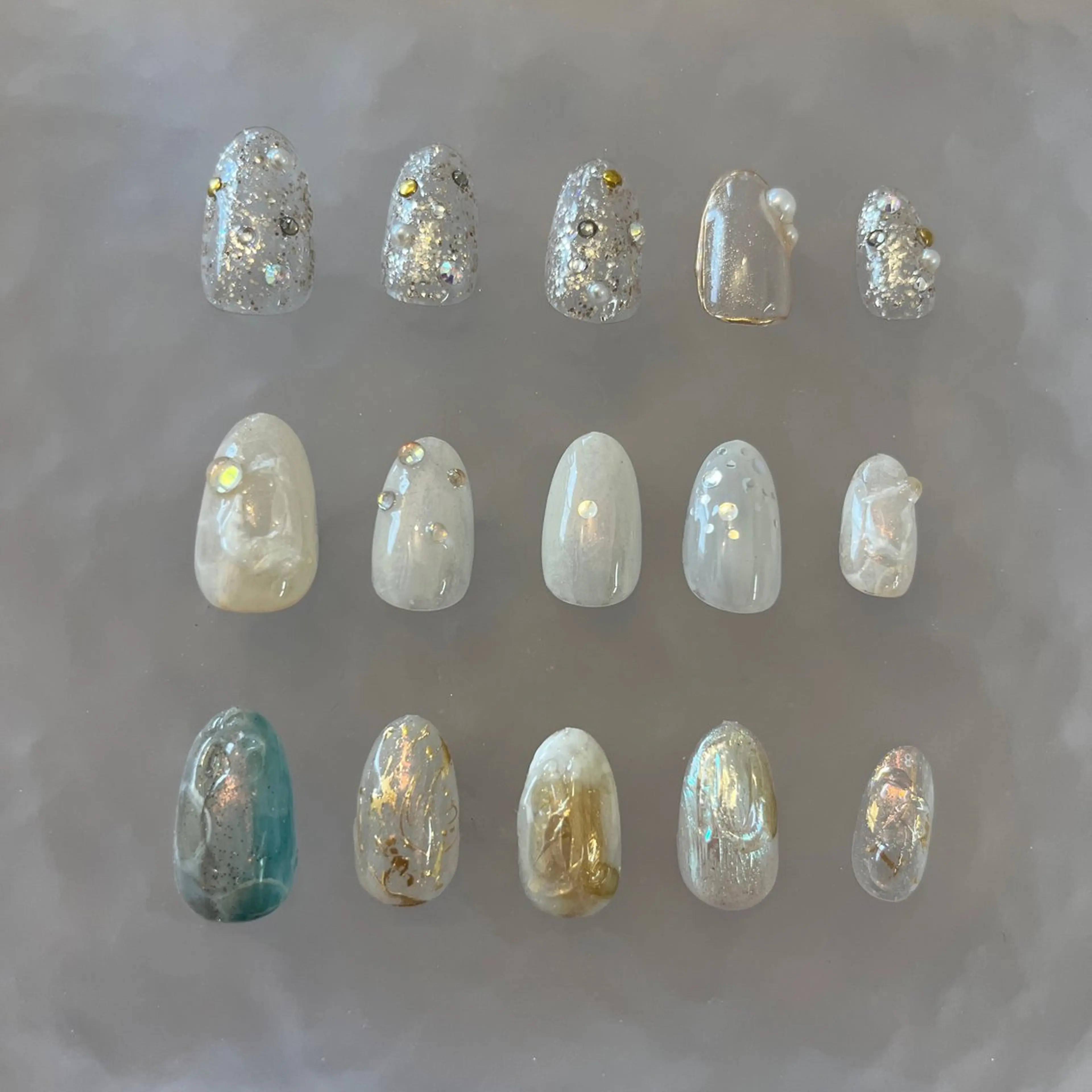 定額ネイル、アート3本　ご新規様オフ込み無料の写真