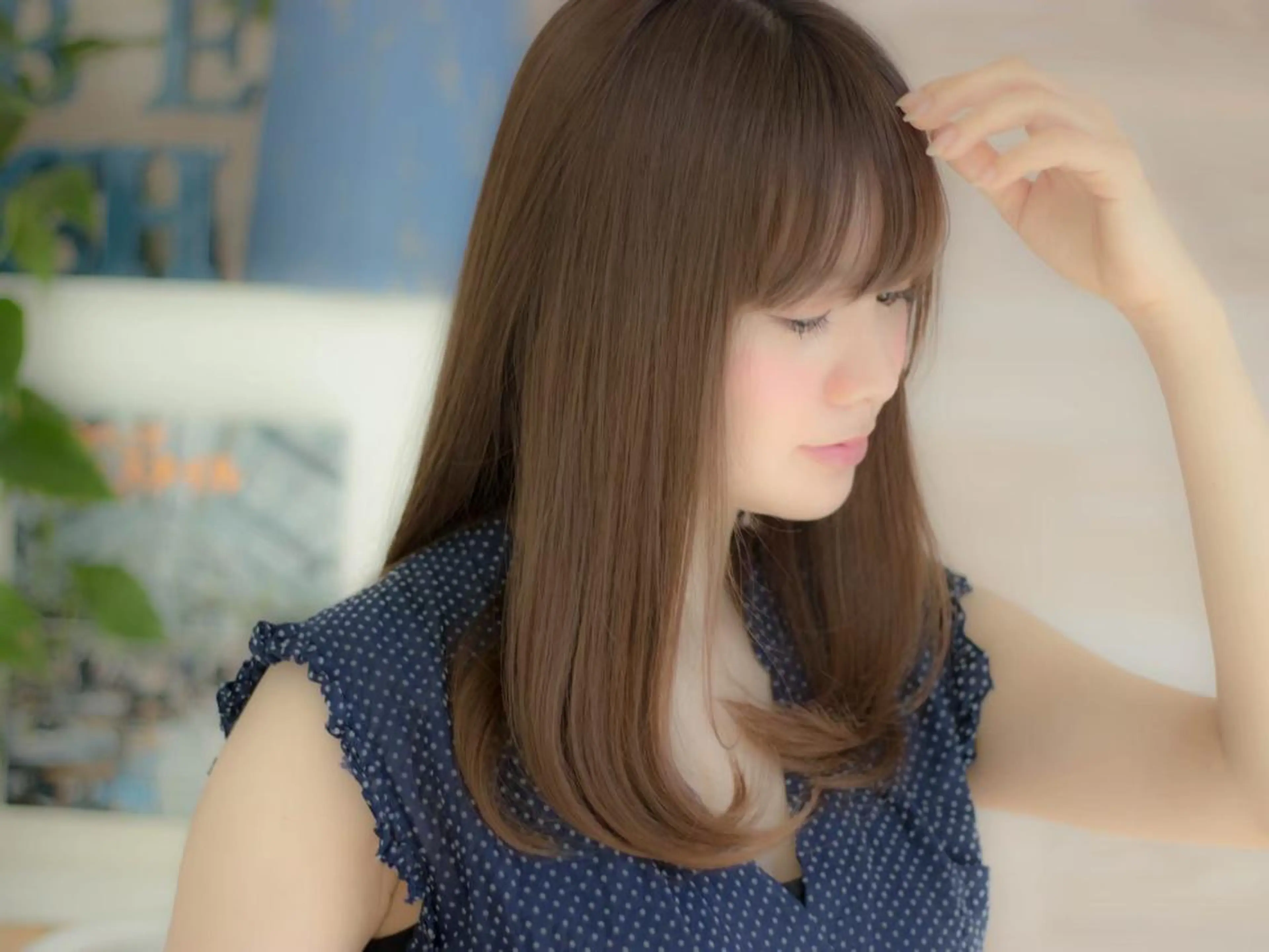 セミロング カット 🌸 飯野 舞桜のヘアスタイル