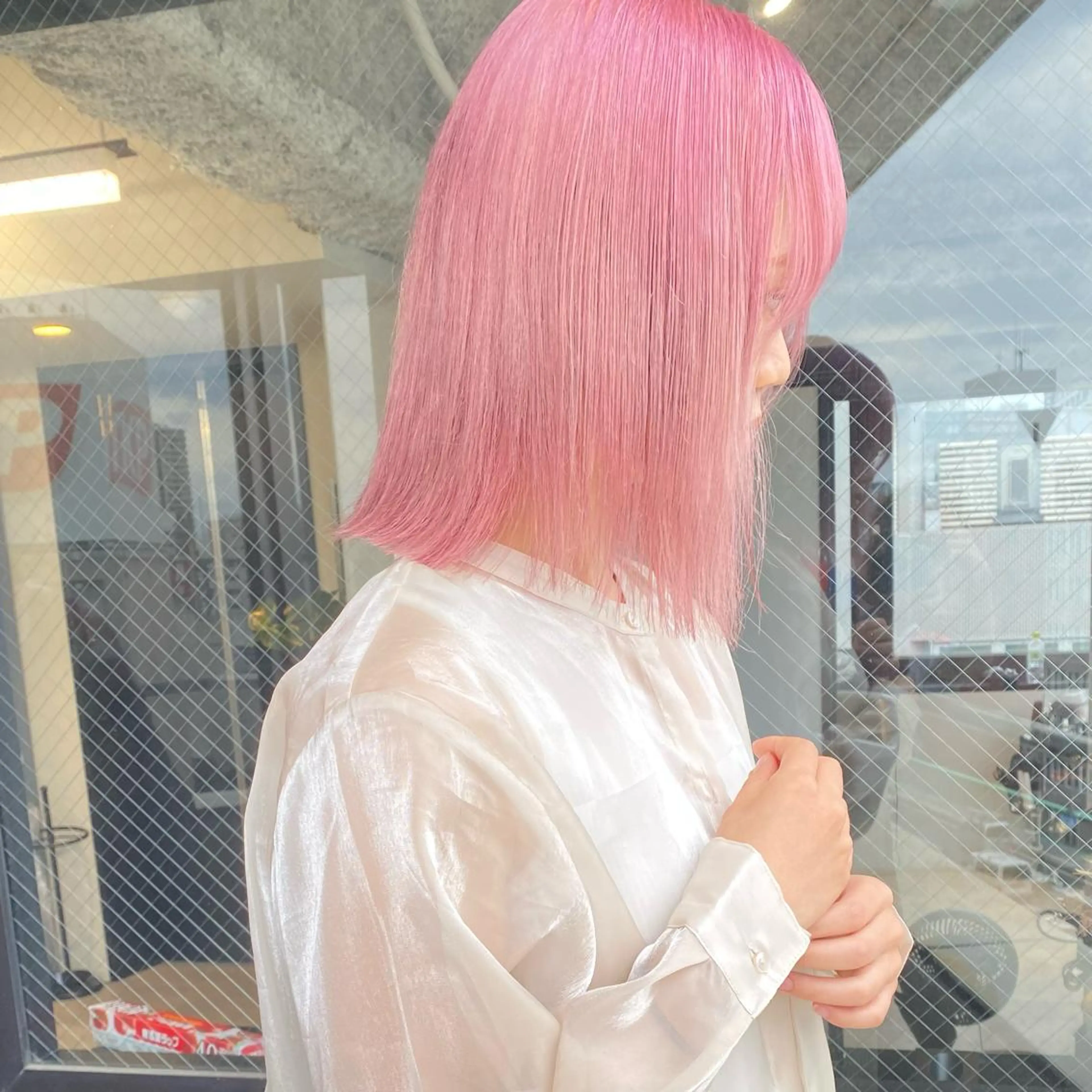 ミディアム カラー ヘアカラー トリートメント 🌱大人ハイトーン RENのヘアスタイル