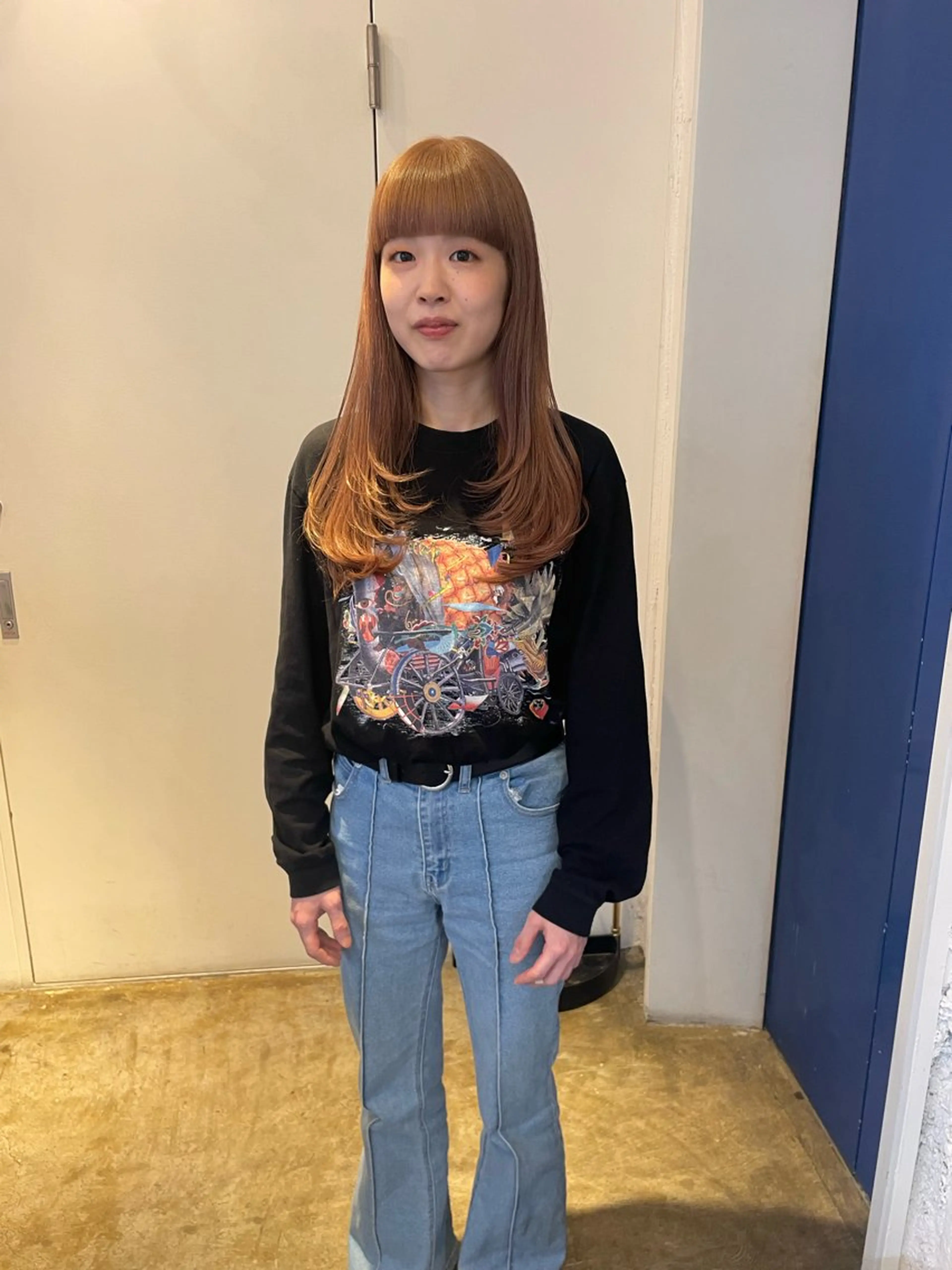 ロング カラー ベージュカラー ミルクティーベージュ カット ヘアカラー トリートメント MIOベージュカラー 柔らかいカラーのヘアスタイル