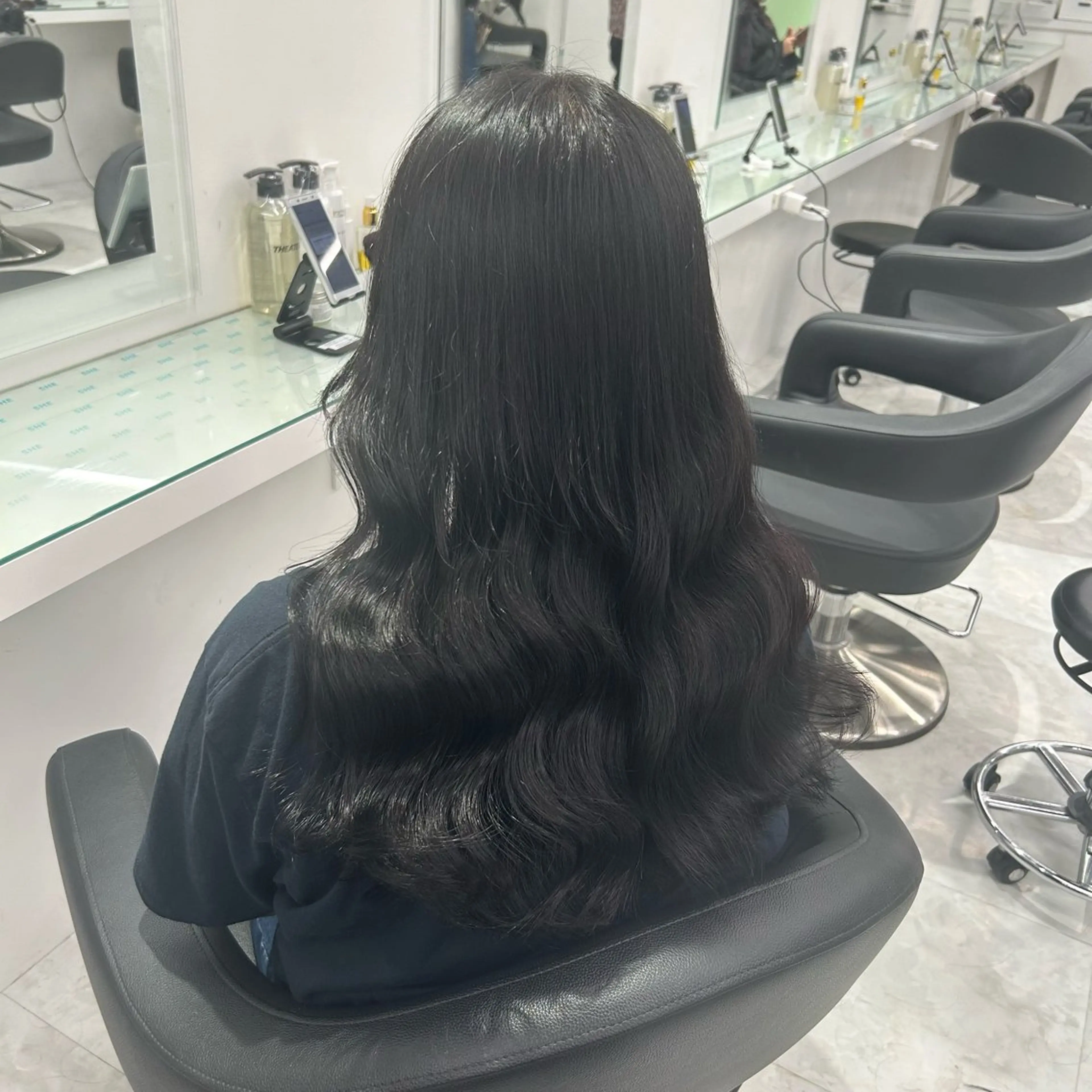 セミロング 🤍大人っぽ韓国暗髪 🤍Asuka🤍のヘアスタイル