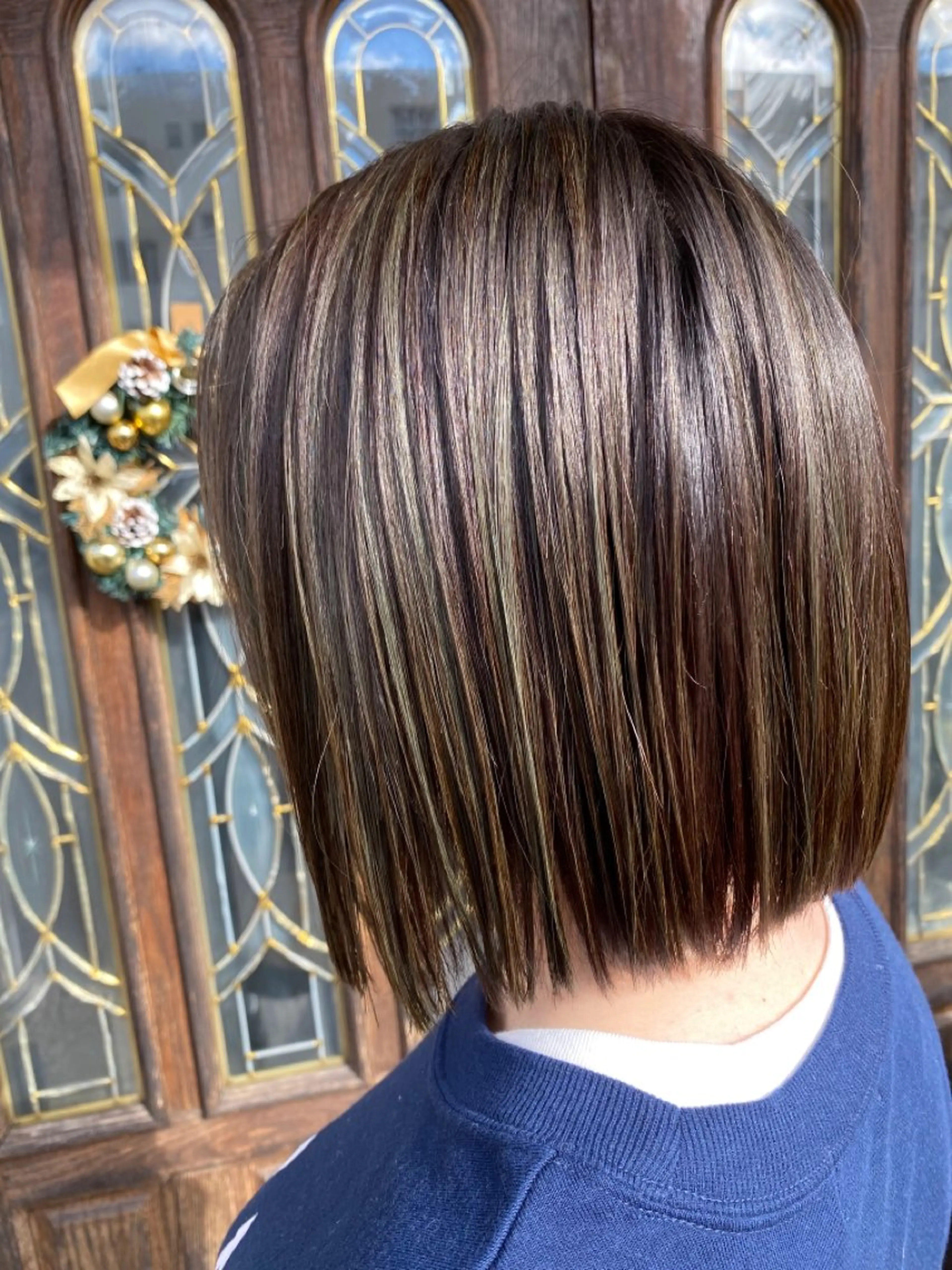 ミディアム カラー 山西 真琴のヘアスタイル