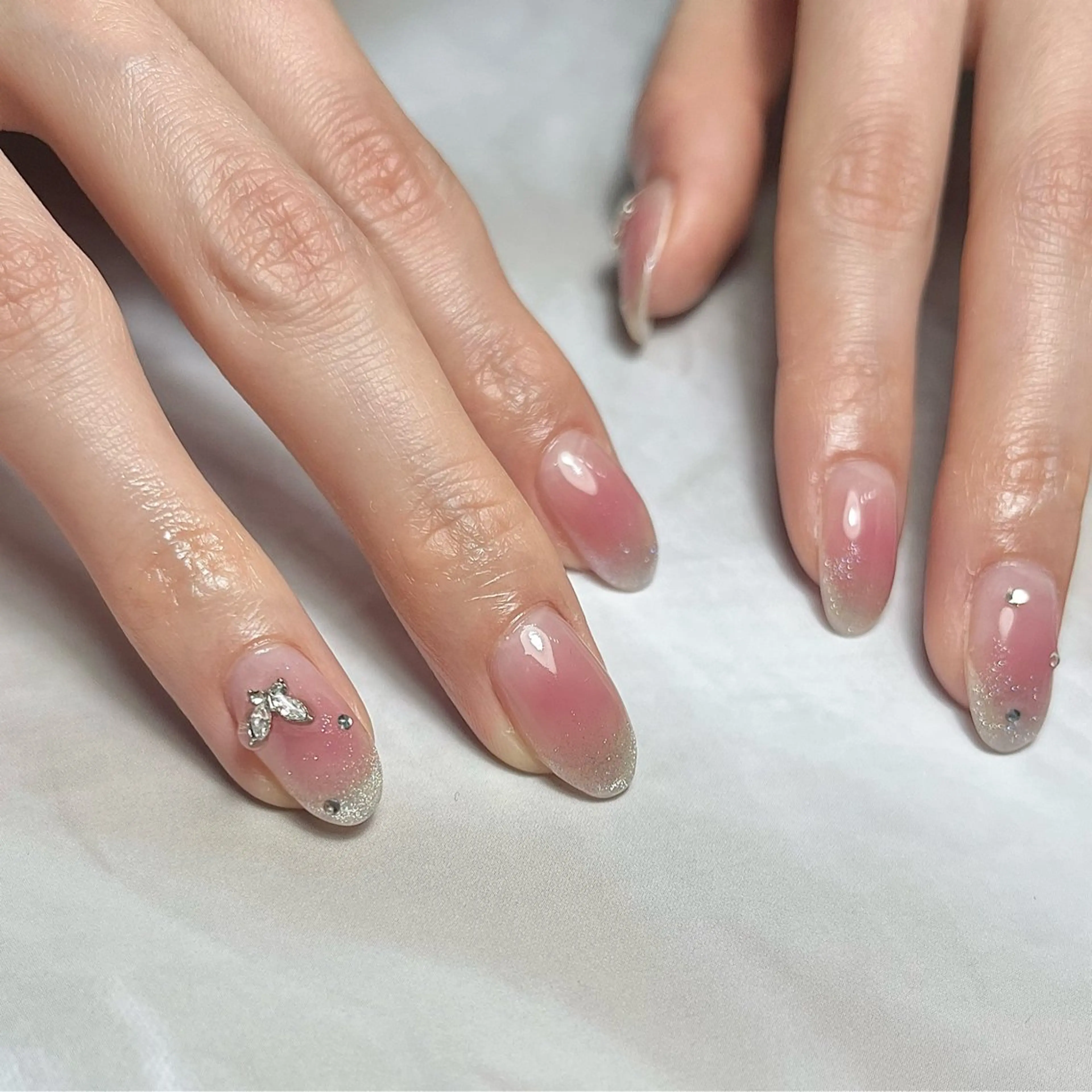 ネイル チークネイル ハンドネイル scr nailのネイルデザイン