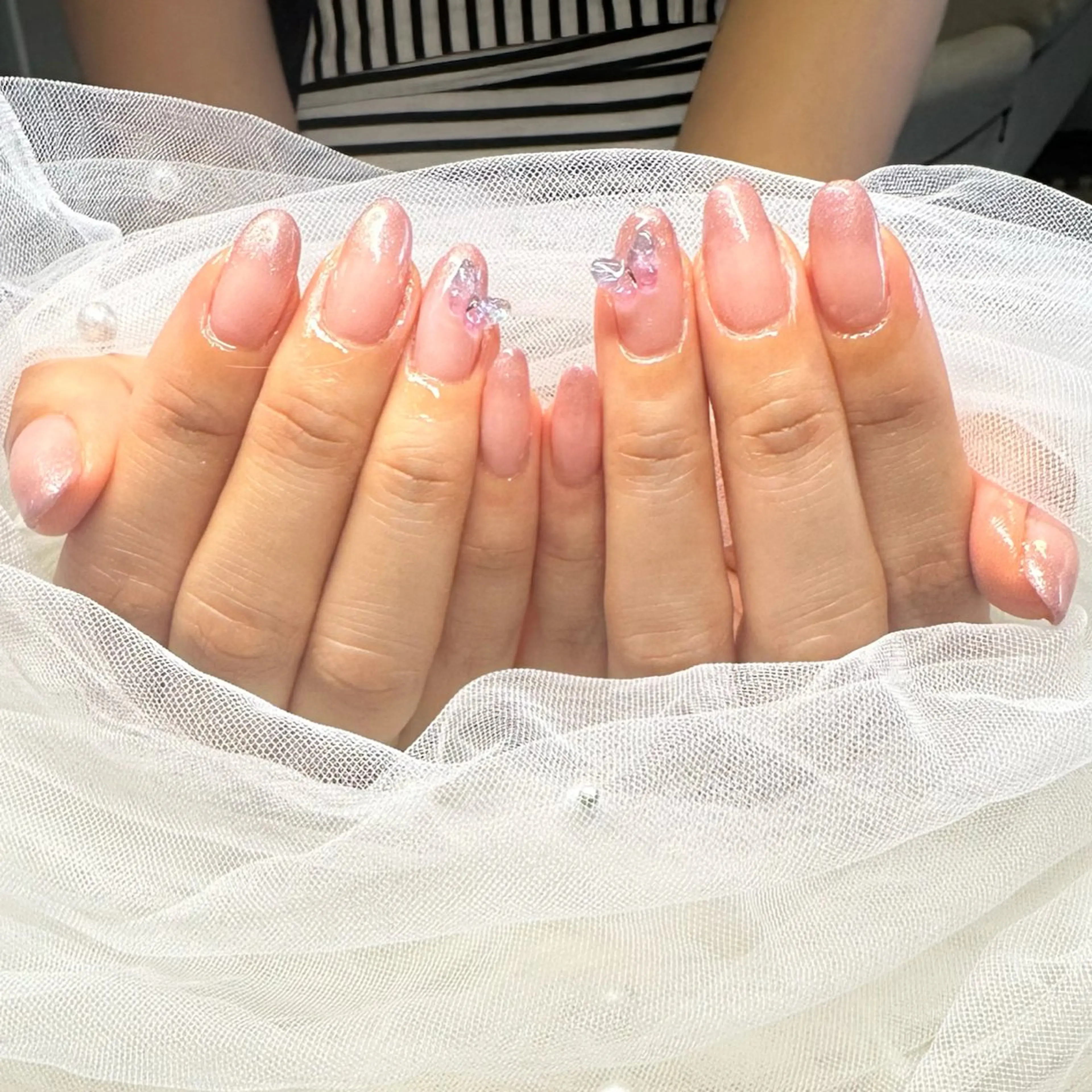 ネイル ラメ(グリッター) ラメグラデーション touma Rinaのネイルデザイン