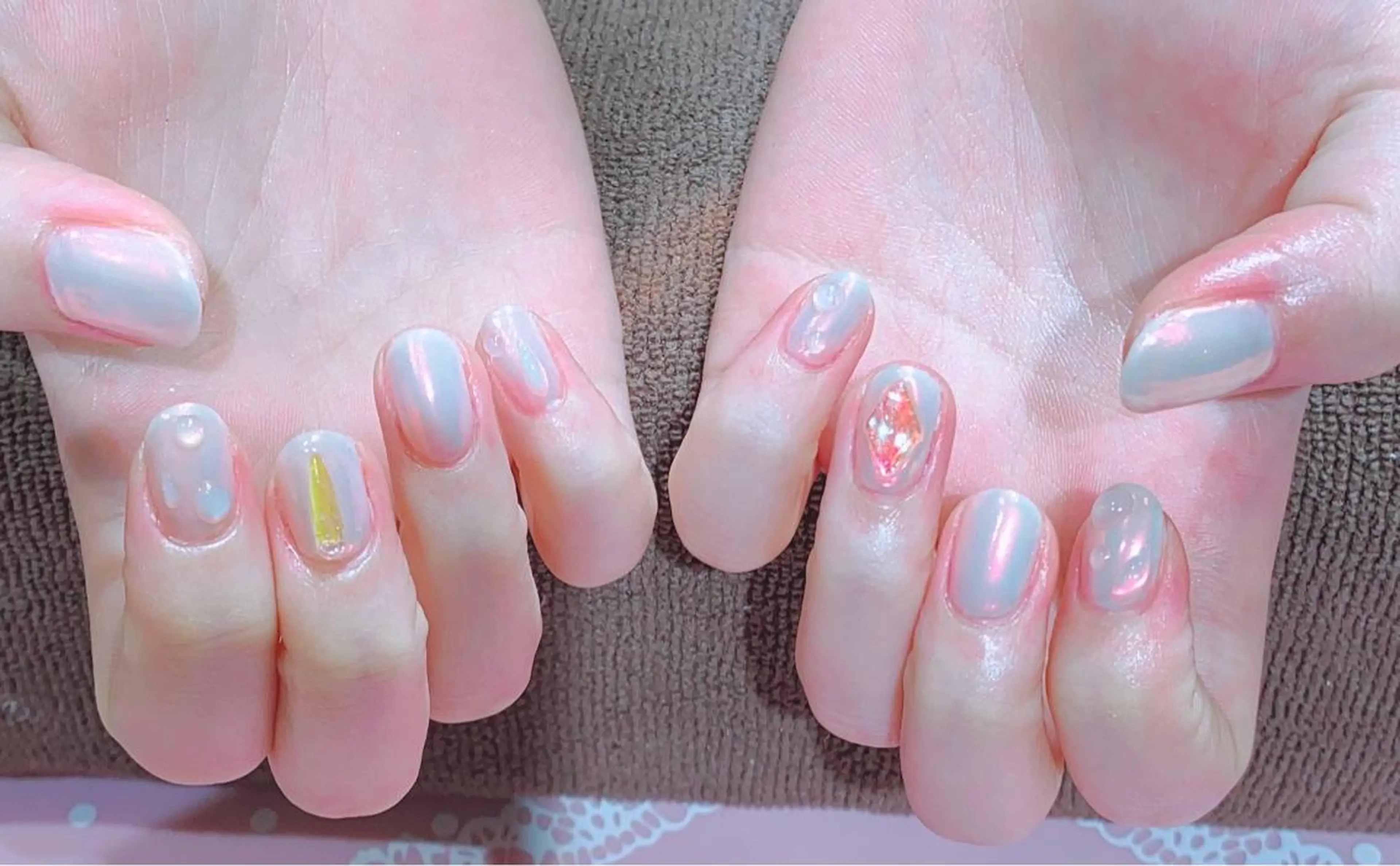 ネイル オーロラネイル VIST☆ ｍａｍｉのネイルデザイン